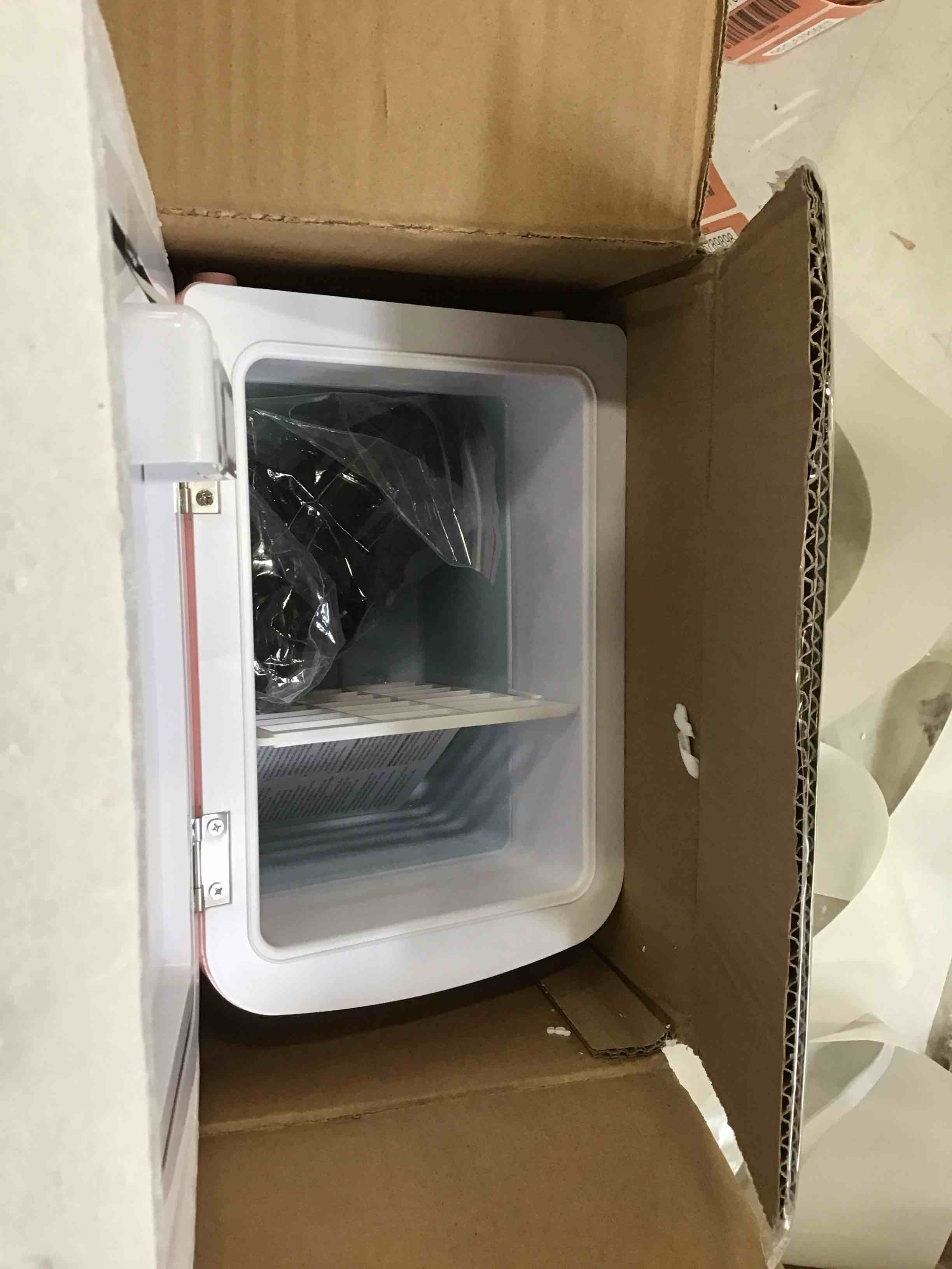 https://s3.amazonaws.com/lotting-images-prod/bidfta/RED5789898_1706806254496.jpeg