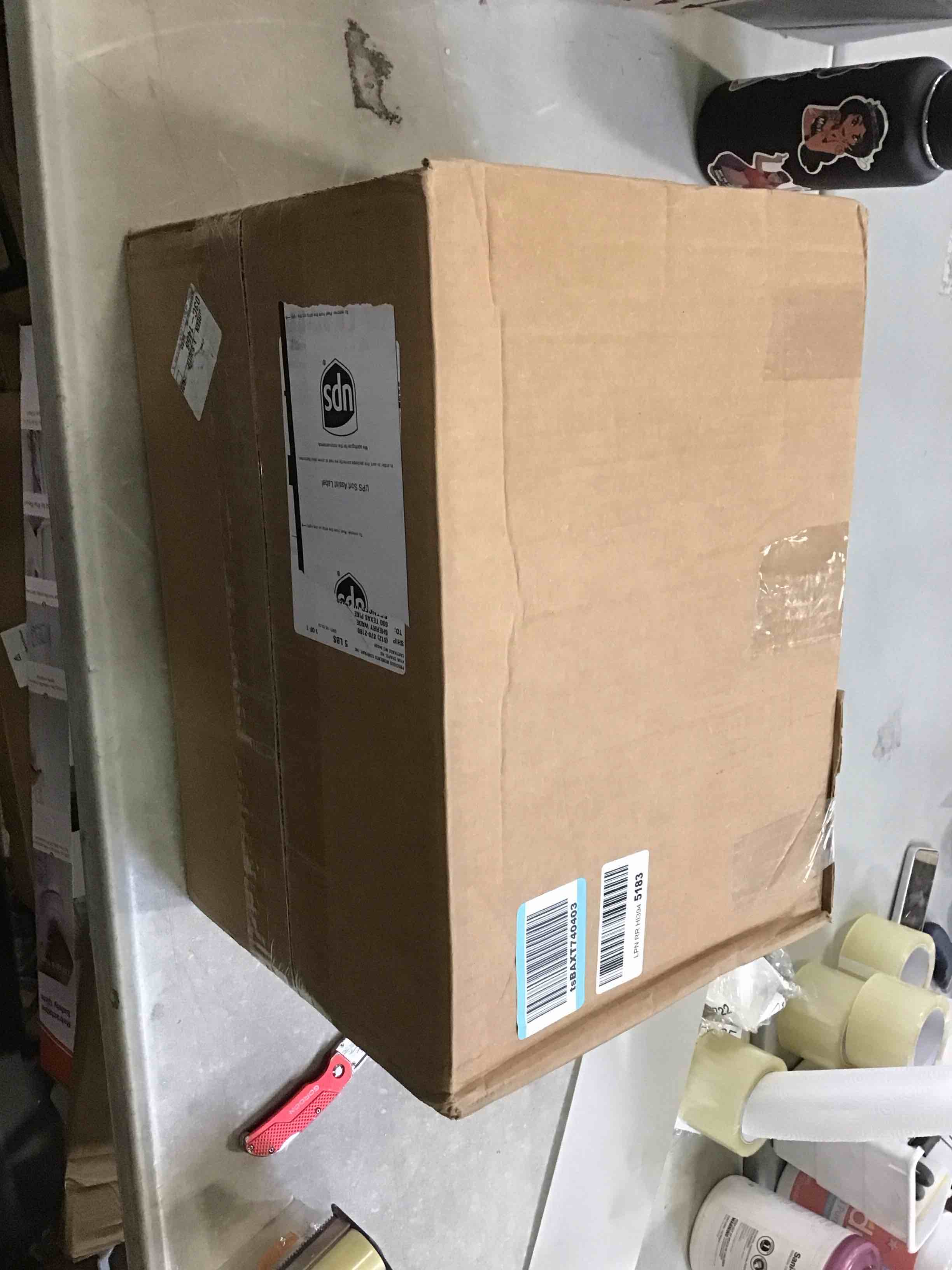 https://s3.amazonaws.com/lotting-images-prod/bidfta/RED5789915_1706808448589.jpeg