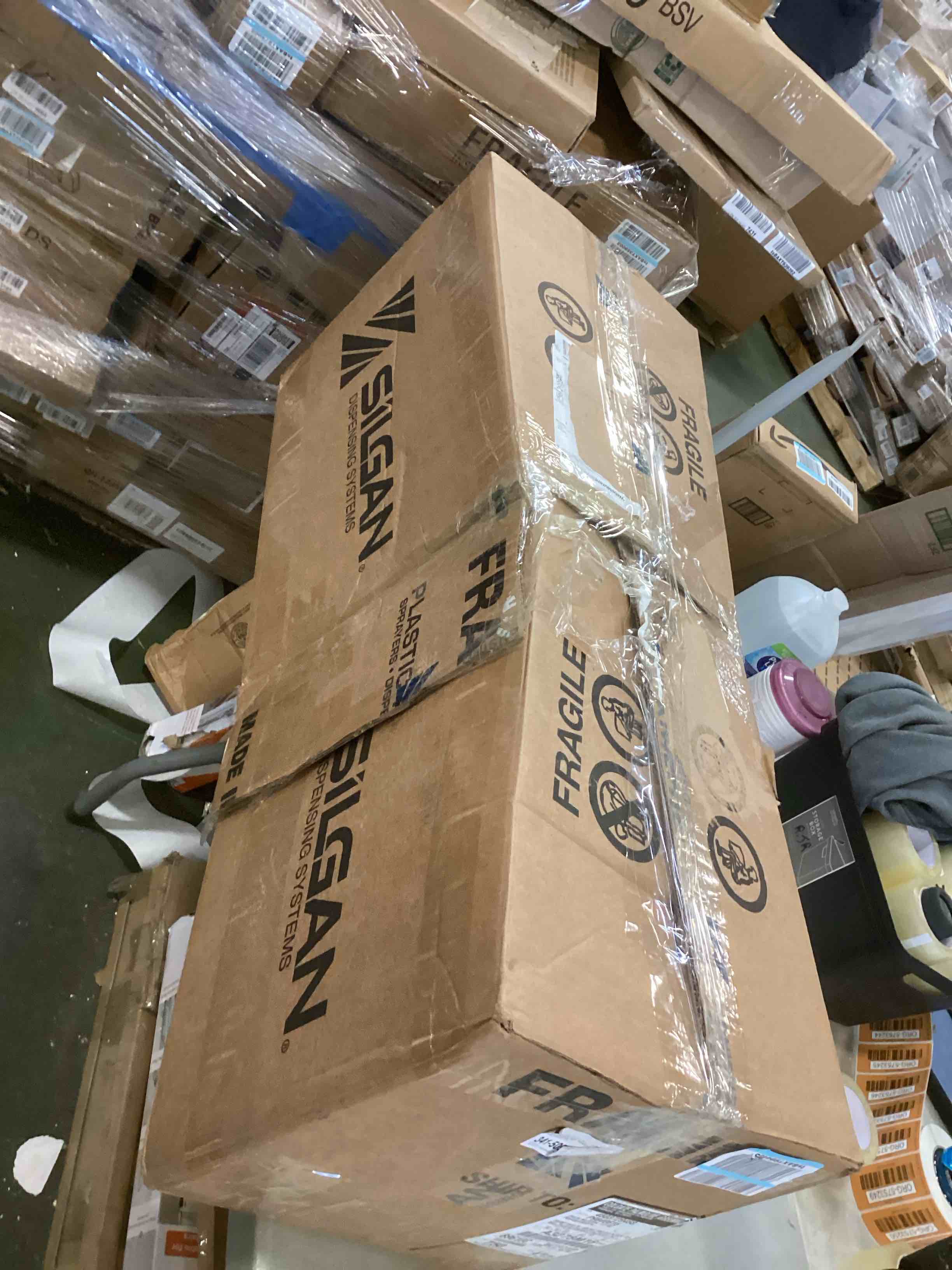 https://s3.amazonaws.com/lotting-images-prod/bidfta/RED5790082_1706885077030.jpeg