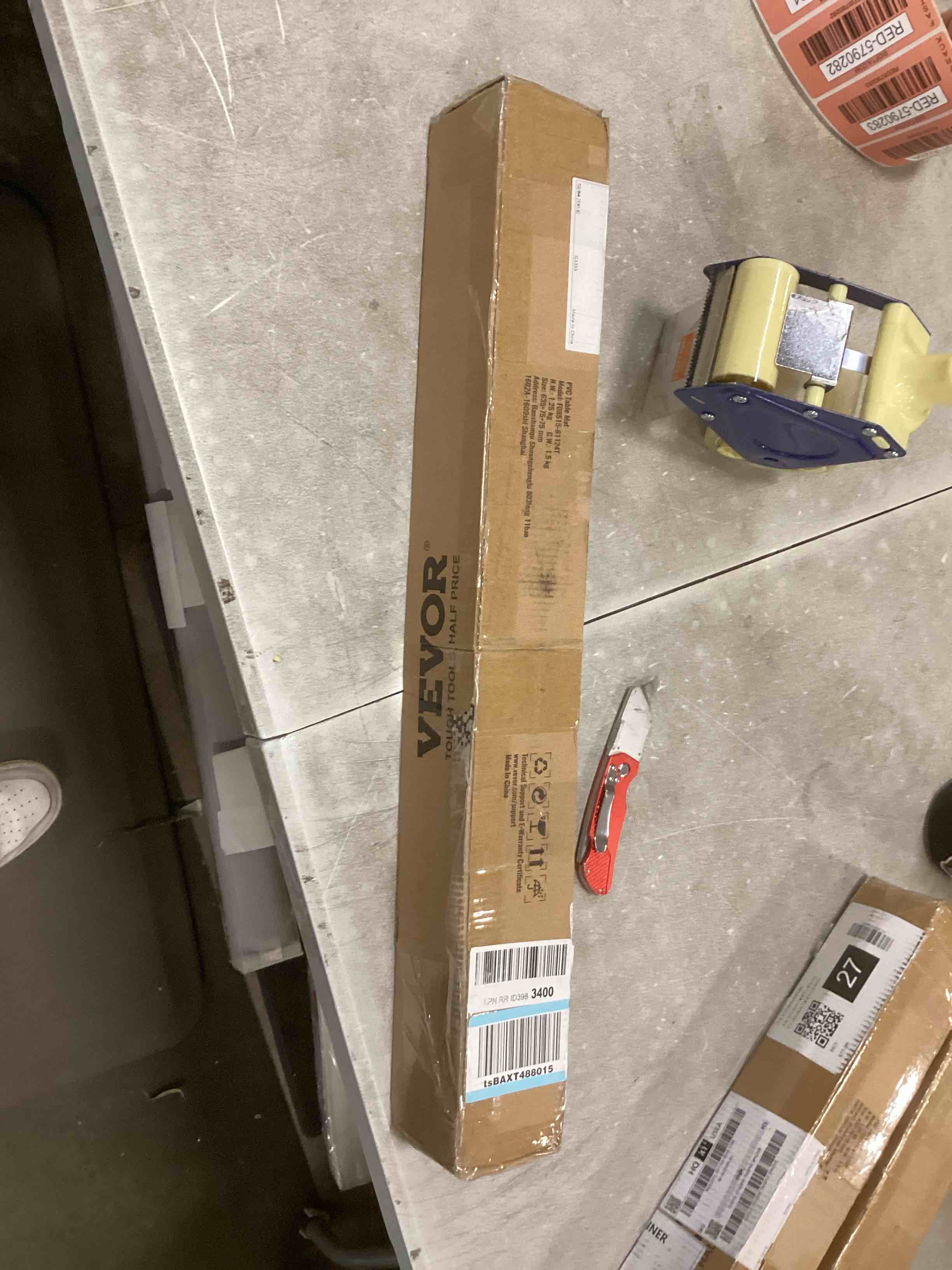 https://s3.amazonaws.com/lotting-images-prod/bidfta/RED5790281_1706968448303.jpeg