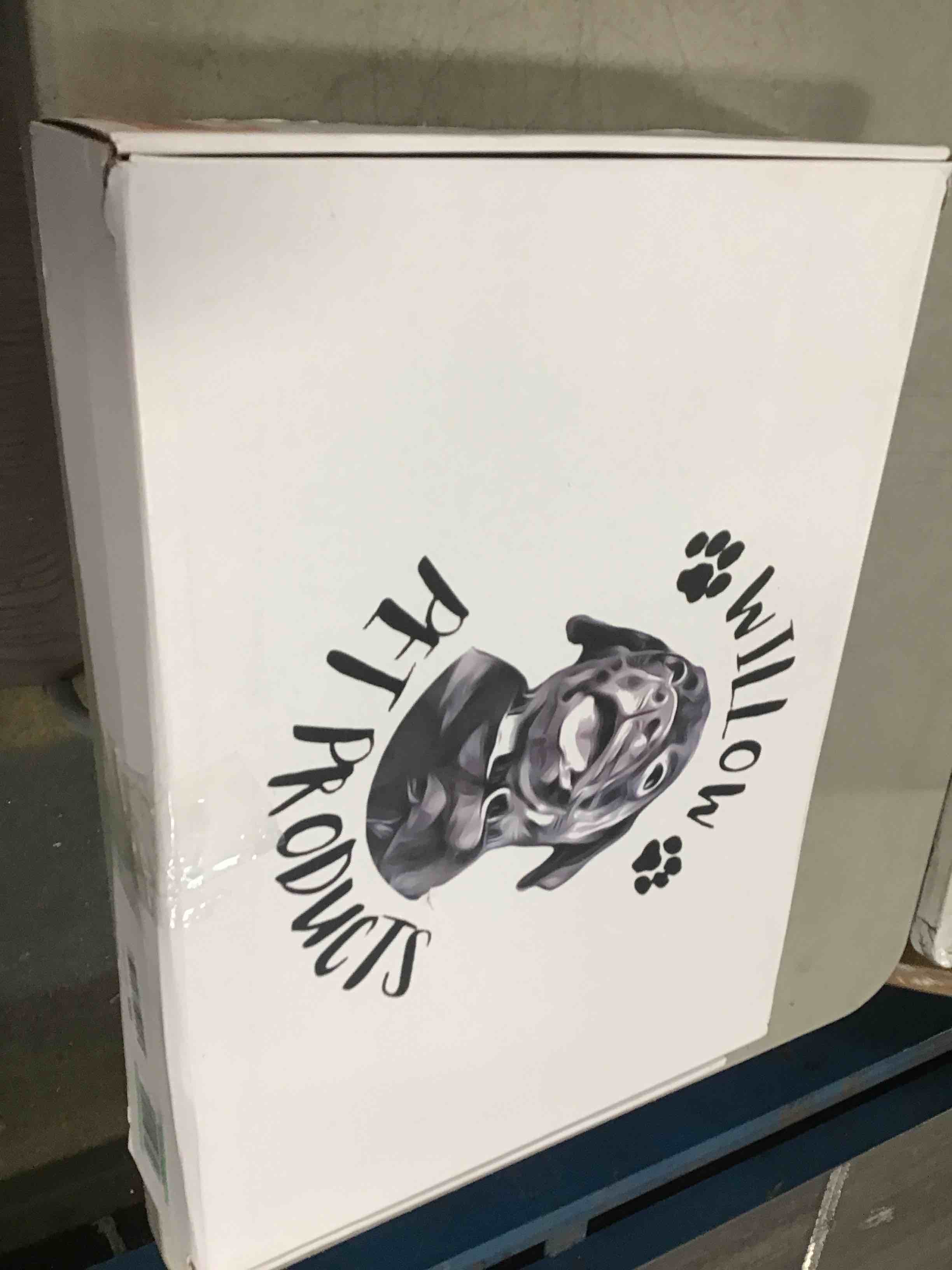https://s3.amazonaws.com/lotting-images-prod/bidfta/RED5790918_1706538463595.jpeg