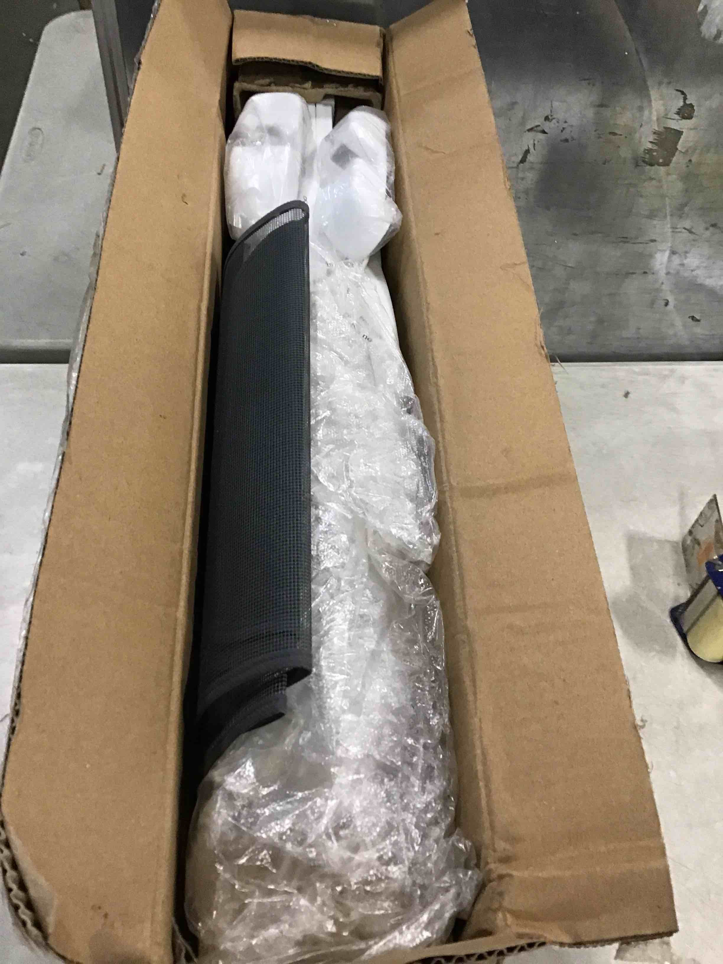 https://s3.amazonaws.com/lotting-images-prod/bidfta/RED5791164_1706625323276.jpeg