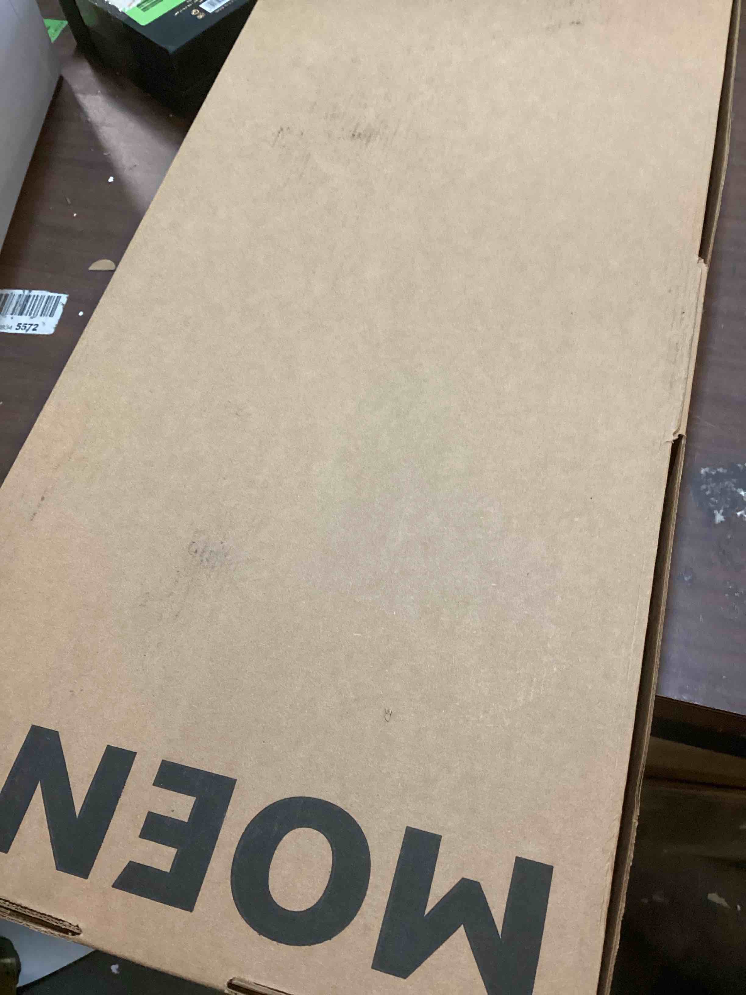 https://s3.amazonaws.com/lotting-images-prod/bidfta/RED5792156_1704295847175.jpeg