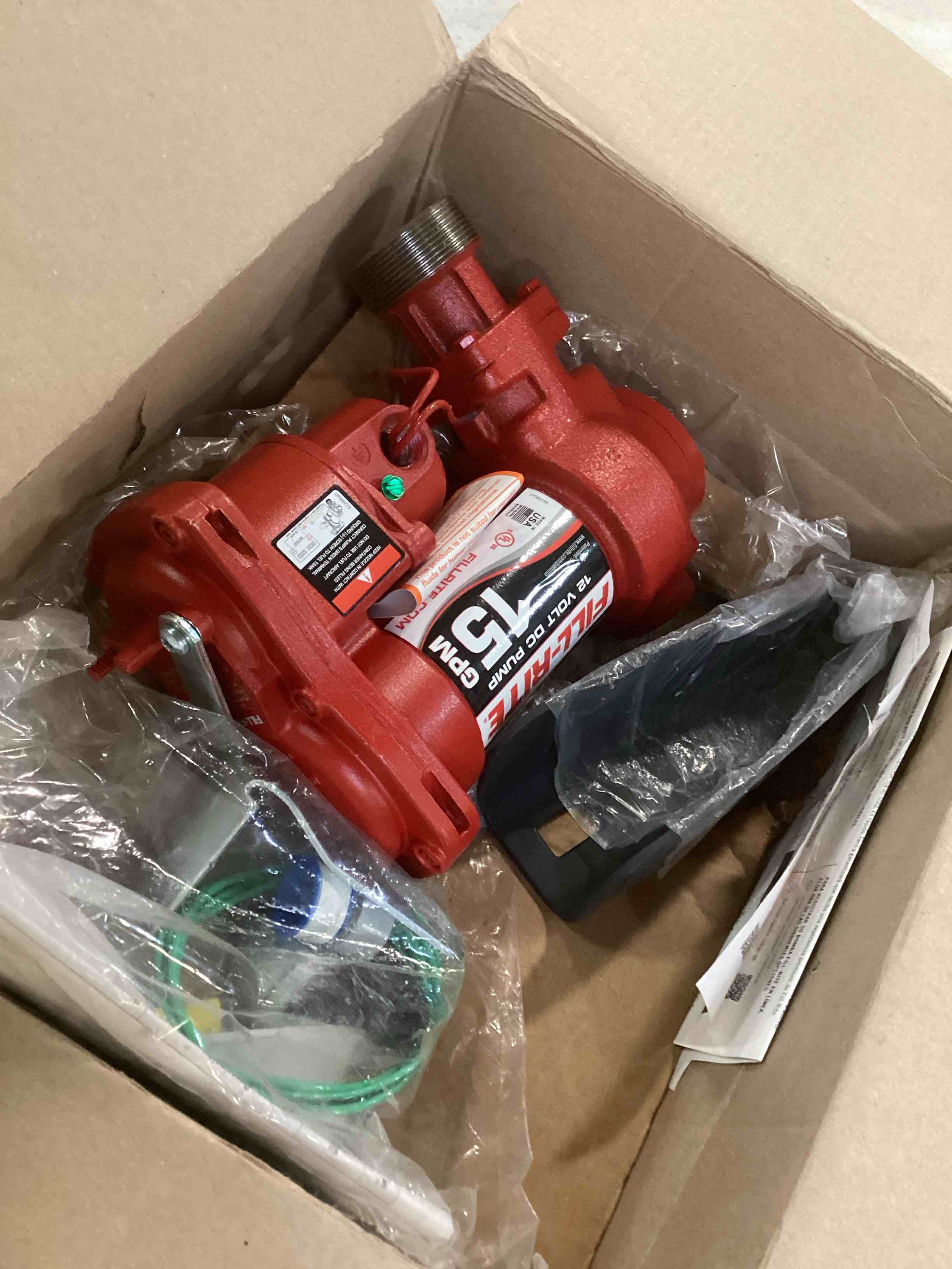 https://s3.amazonaws.com/lotting-images-prod/bidfta/RED5792865_1704559452238.jpeg