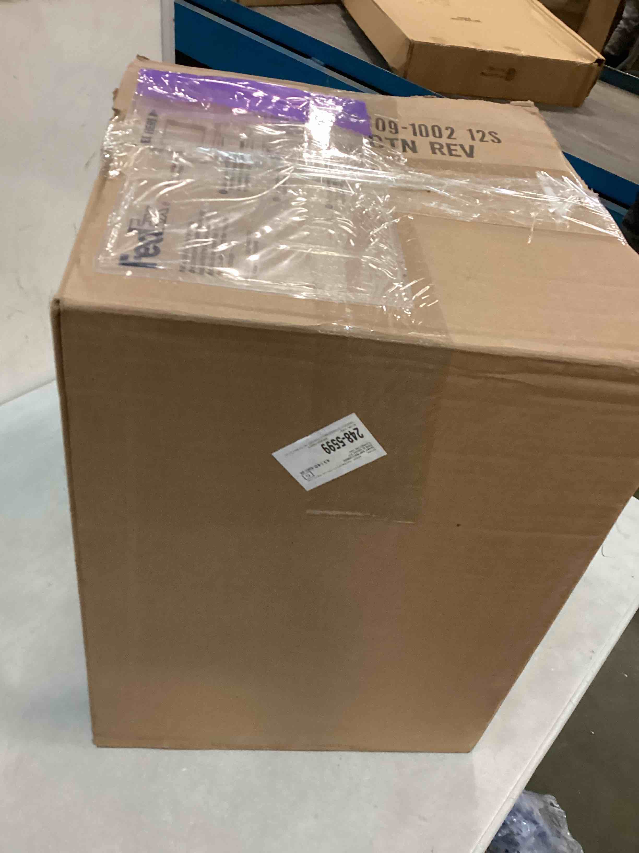 https://s3.amazonaws.com/lotting-images-prod/bidfta/RED5793063_1704741885710.jpeg