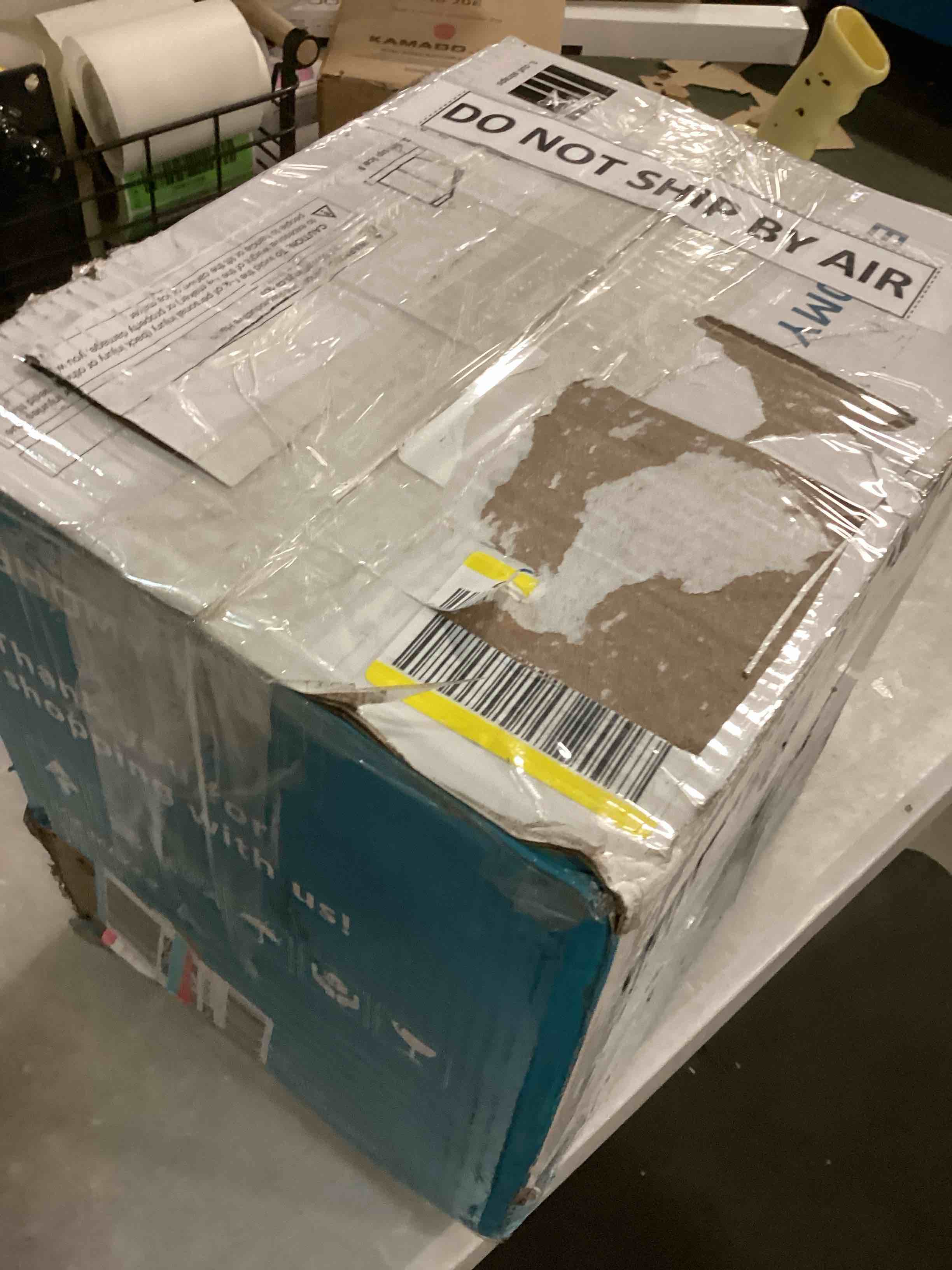 https://s3.amazonaws.com/lotting-images-prod/bidfta/RED5793236_1704900498665.jpeg