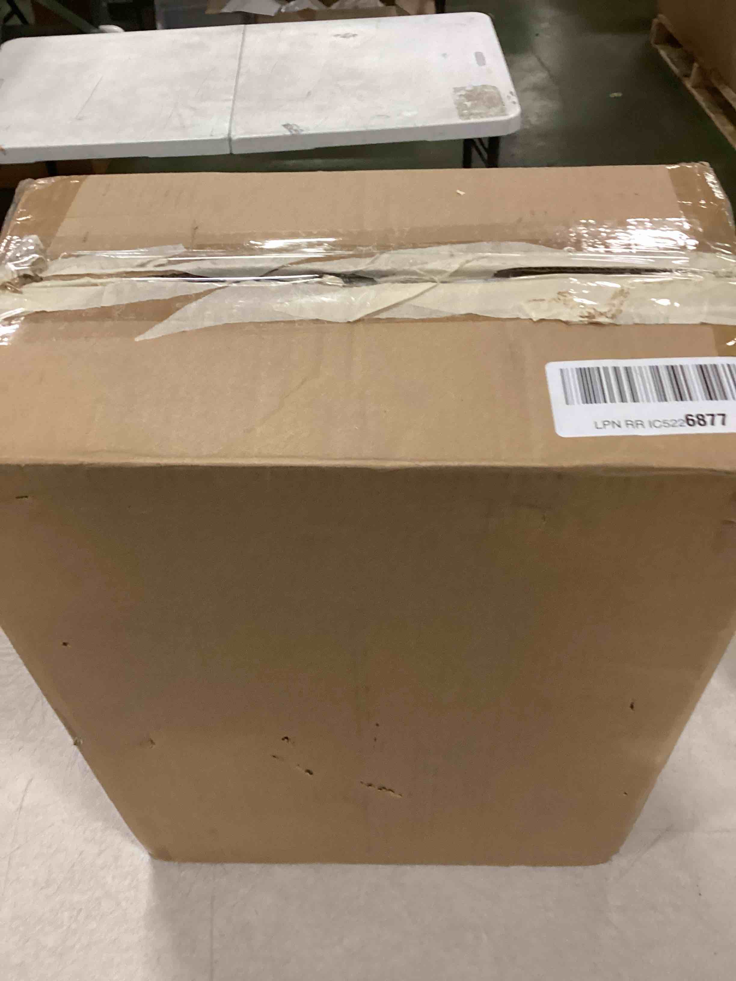 https://s3.amazonaws.com/lotting-images-prod/bidfta/RED5794189_1710416601115.jpeg