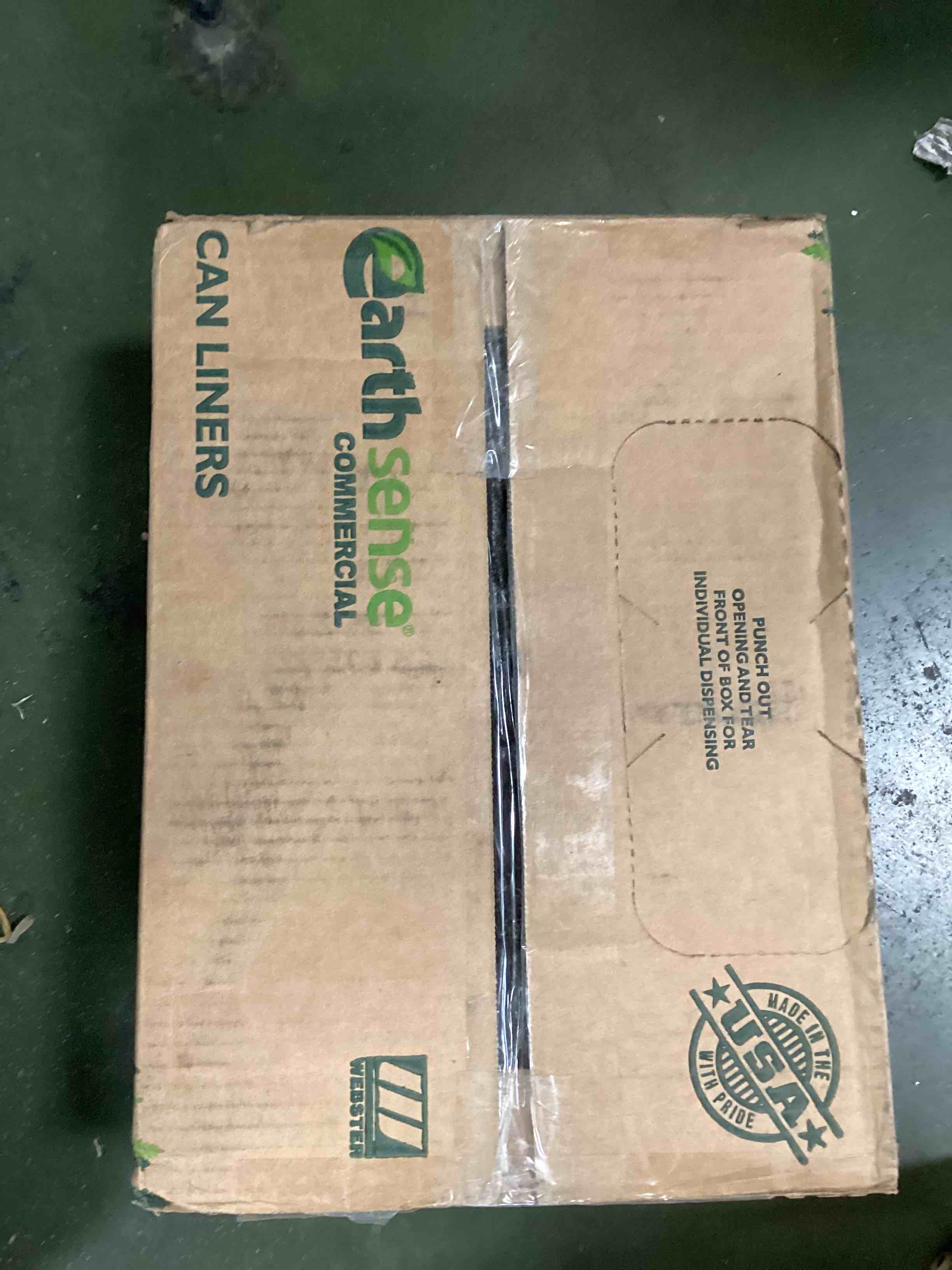https://s3.amazonaws.com/lotting-images-prod/bidfta/RED5794732_1710780164799.jpeg