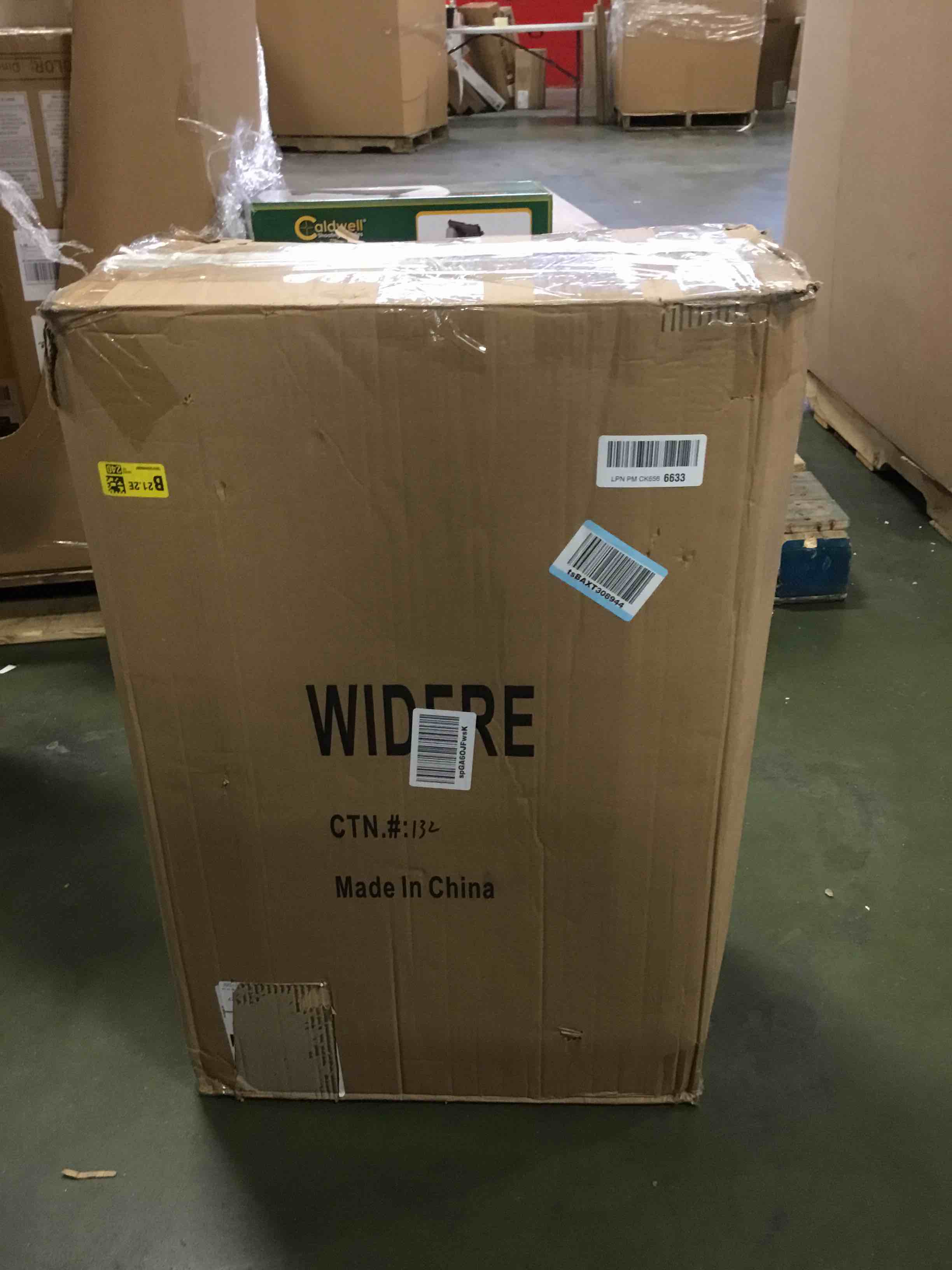 https://s3.amazonaws.com/lotting-images-prod/bidfta/RED5795035_1704206369089.jpeg