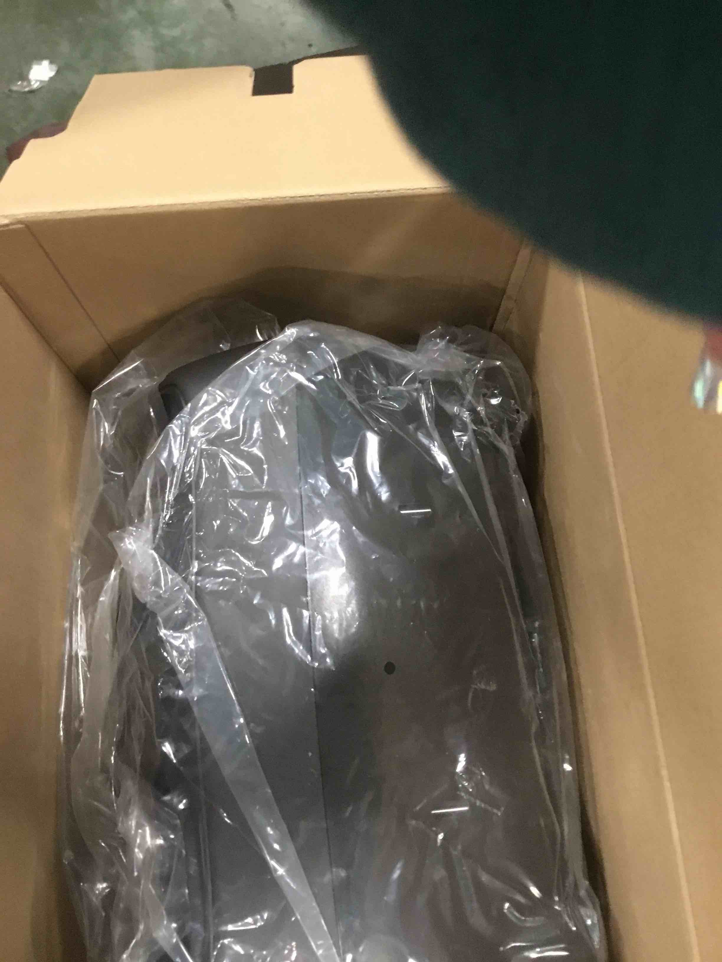 https://s3.amazonaws.com/lotting-images-prod/bidfta/RED5797417_1704371863486.jpeg