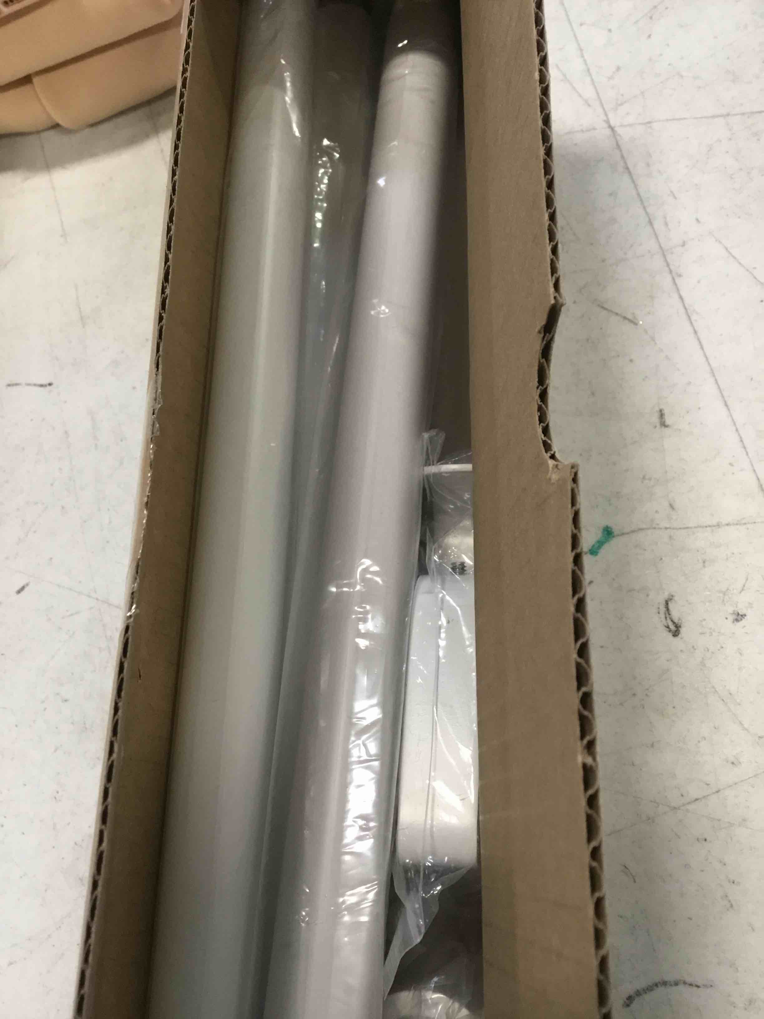 https://s3.amazonaws.com/lotting-images-prod/bidfta/RED5797516_1704381846034.jpeg