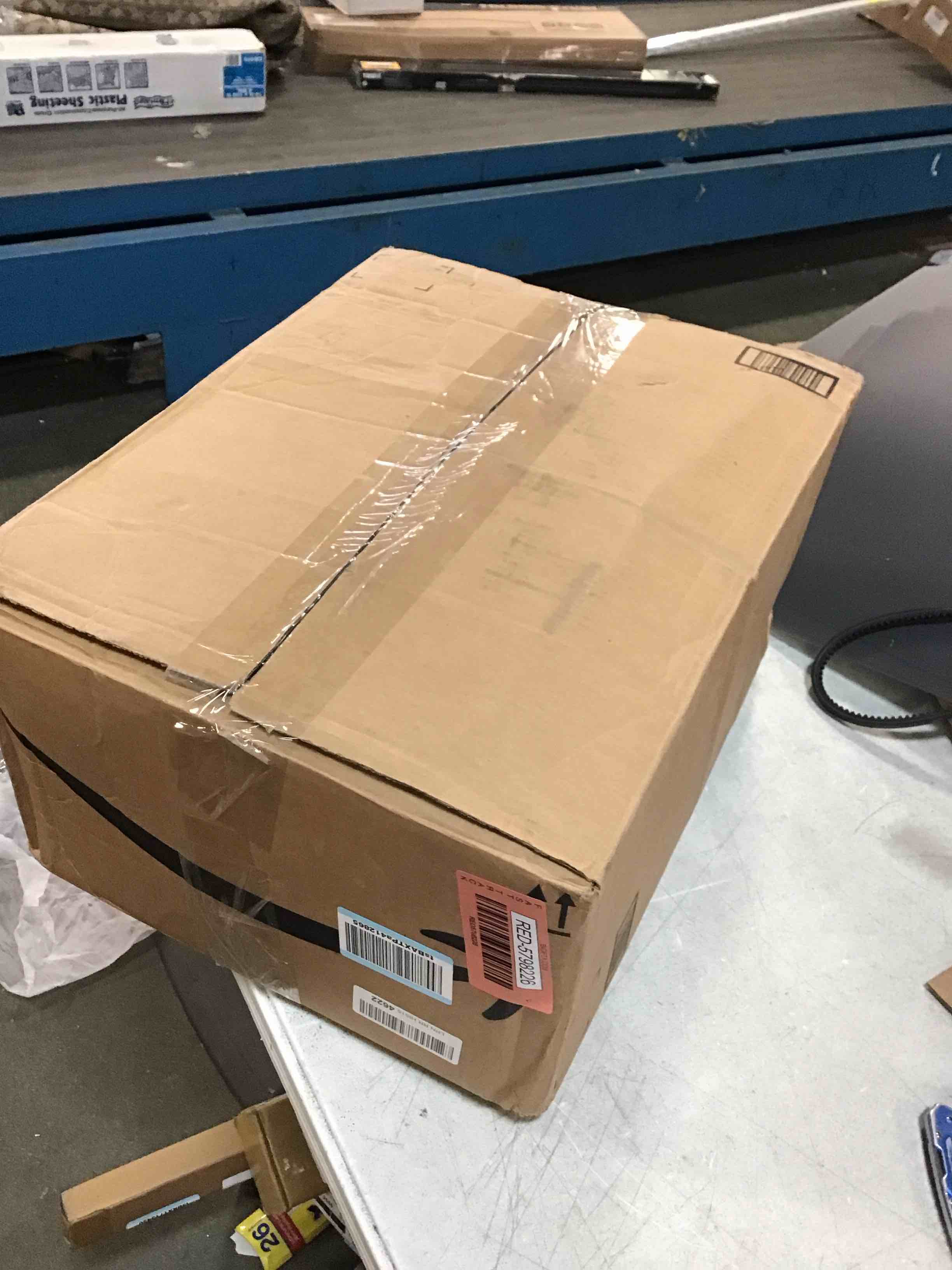 https://s3.amazonaws.com/lotting-images-prod/bidfta/RED5798226_1703957147702.jpeg