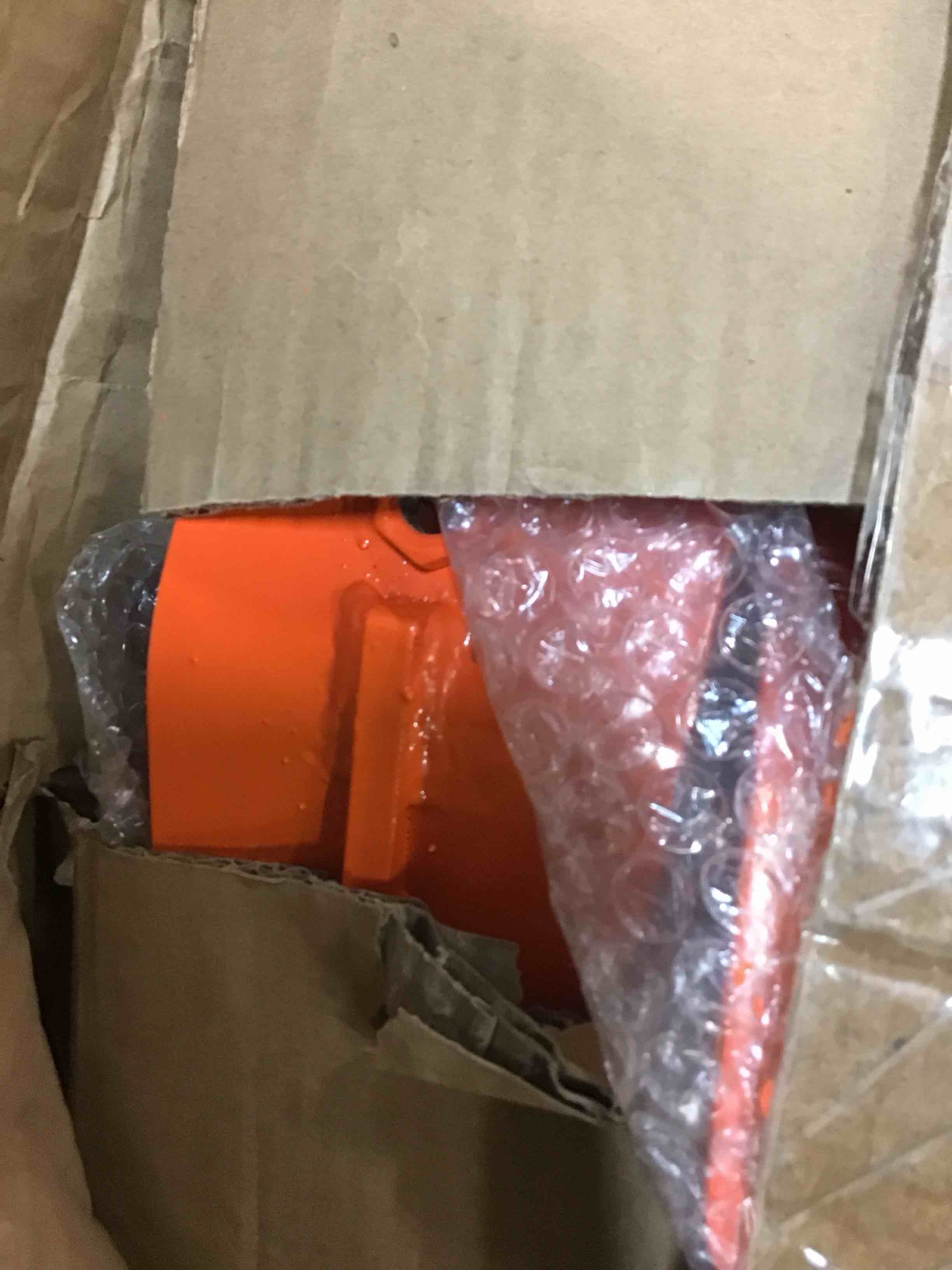 https://s3.amazonaws.com/lotting-images-prod/bidfta/RED5798300_1703967666251.jpeg