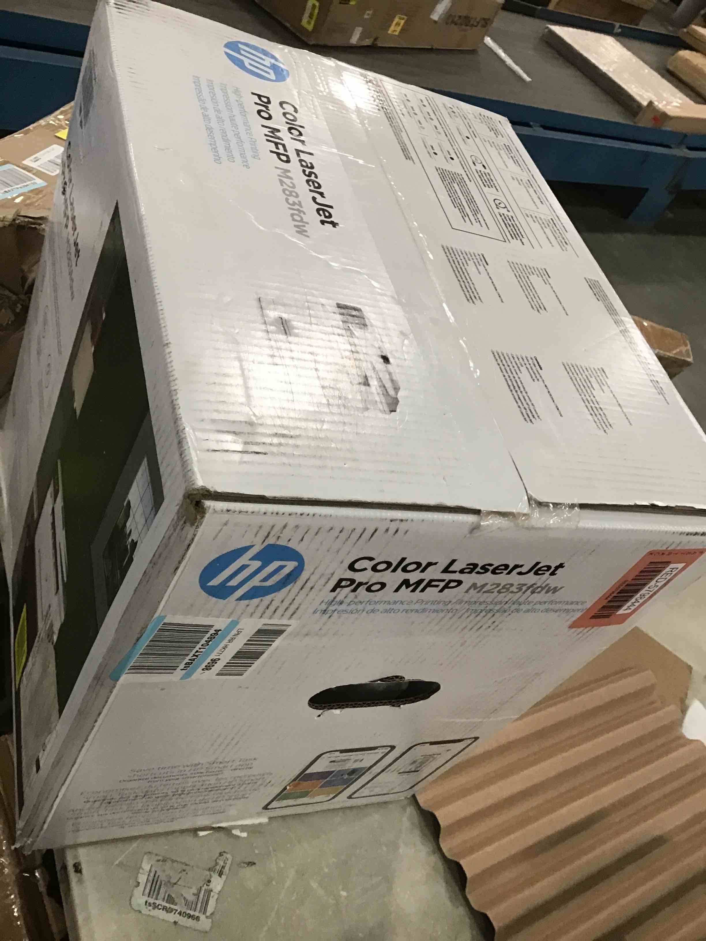 https://s3.amazonaws.com/lotting-images-prod/bidfta/RED5798444_1704222095514.jpeg