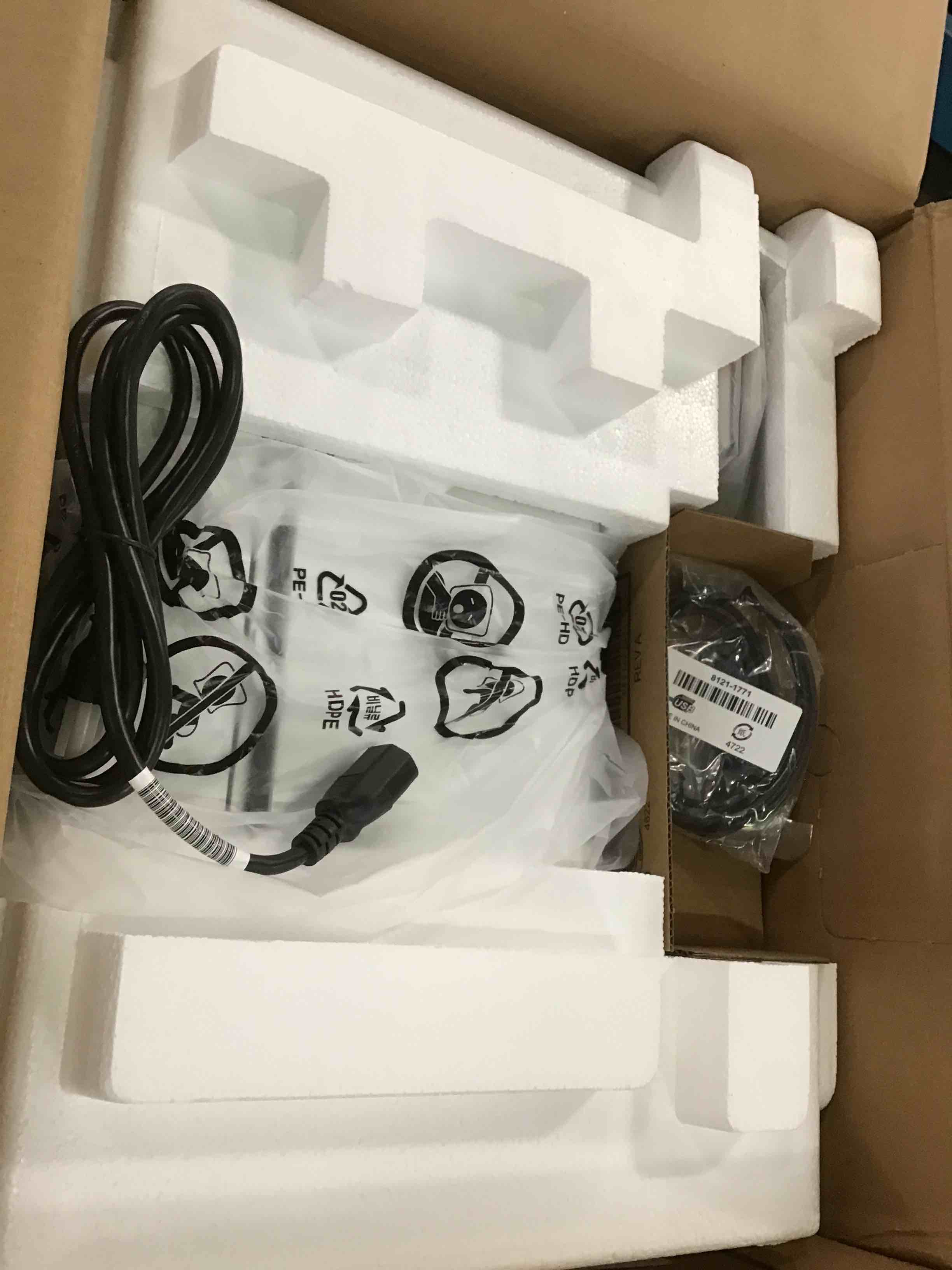 https://s3.amazonaws.com/lotting-images-prod/bidfta/RED5798444_1704222143145.jpeg