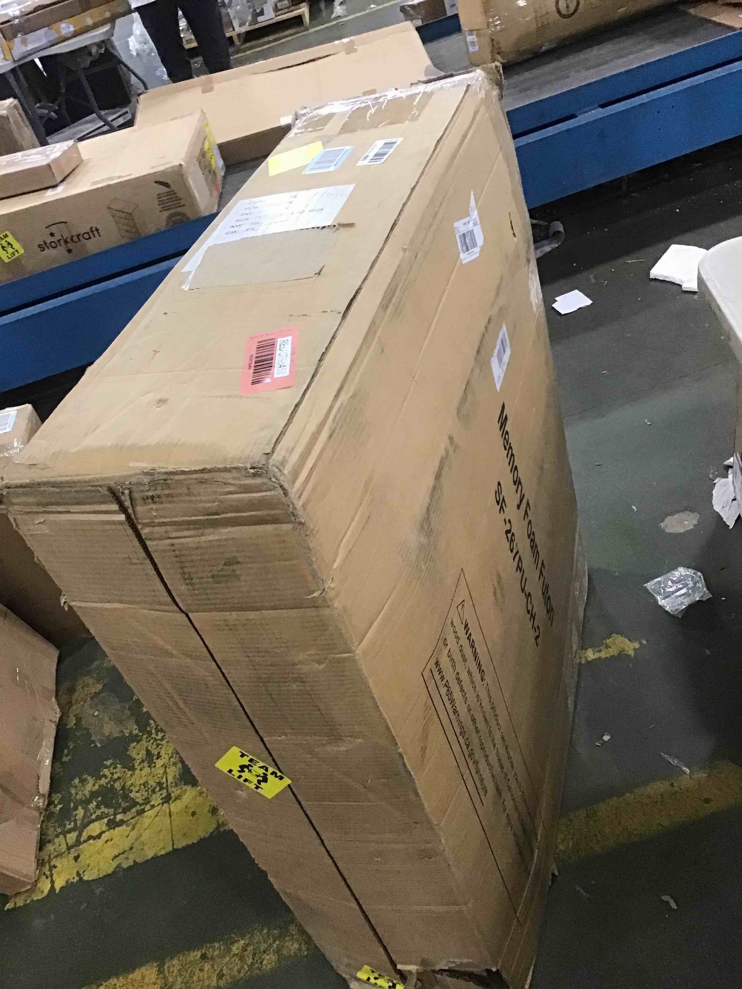 https://s3.amazonaws.com/lotting-images-prod/bidfta/RED5798458_1704224404709.jpeg