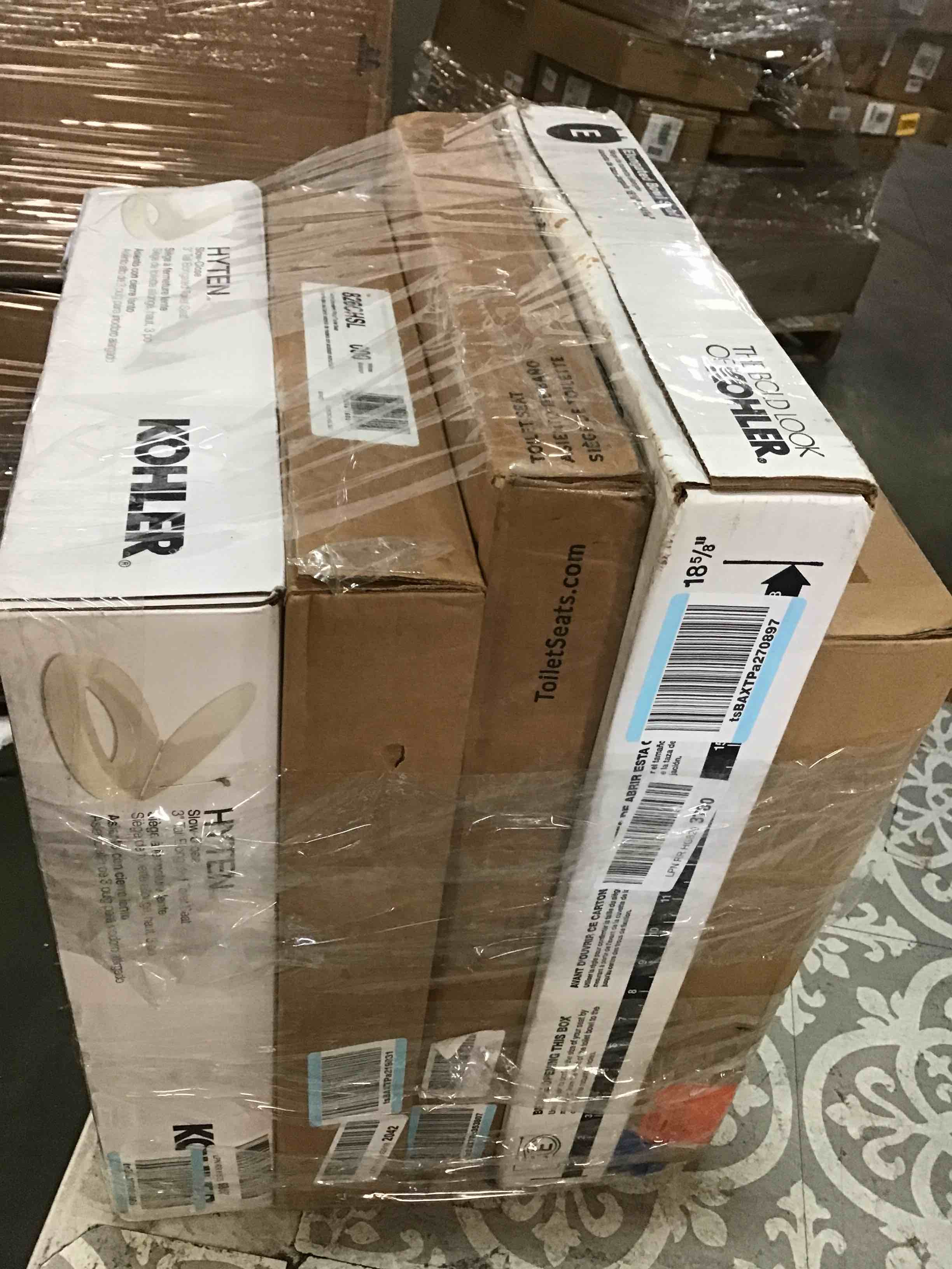 https://s3.amazonaws.com/lotting-images-prod/bidfta/RED5800336_1704386326398.jpeg