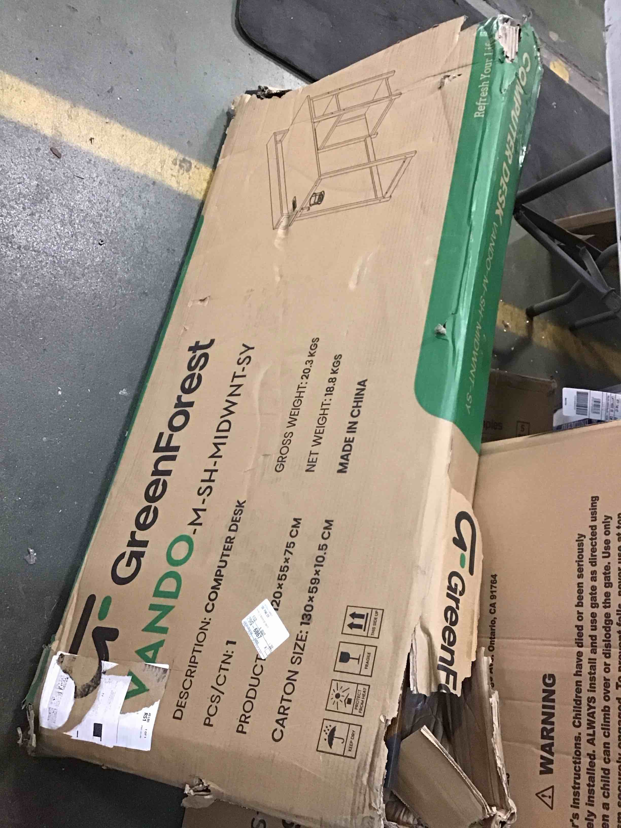 https://s3.amazonaws.com/lotting-images-prod/bidfta/RED5800811_1704803269726.jpeg