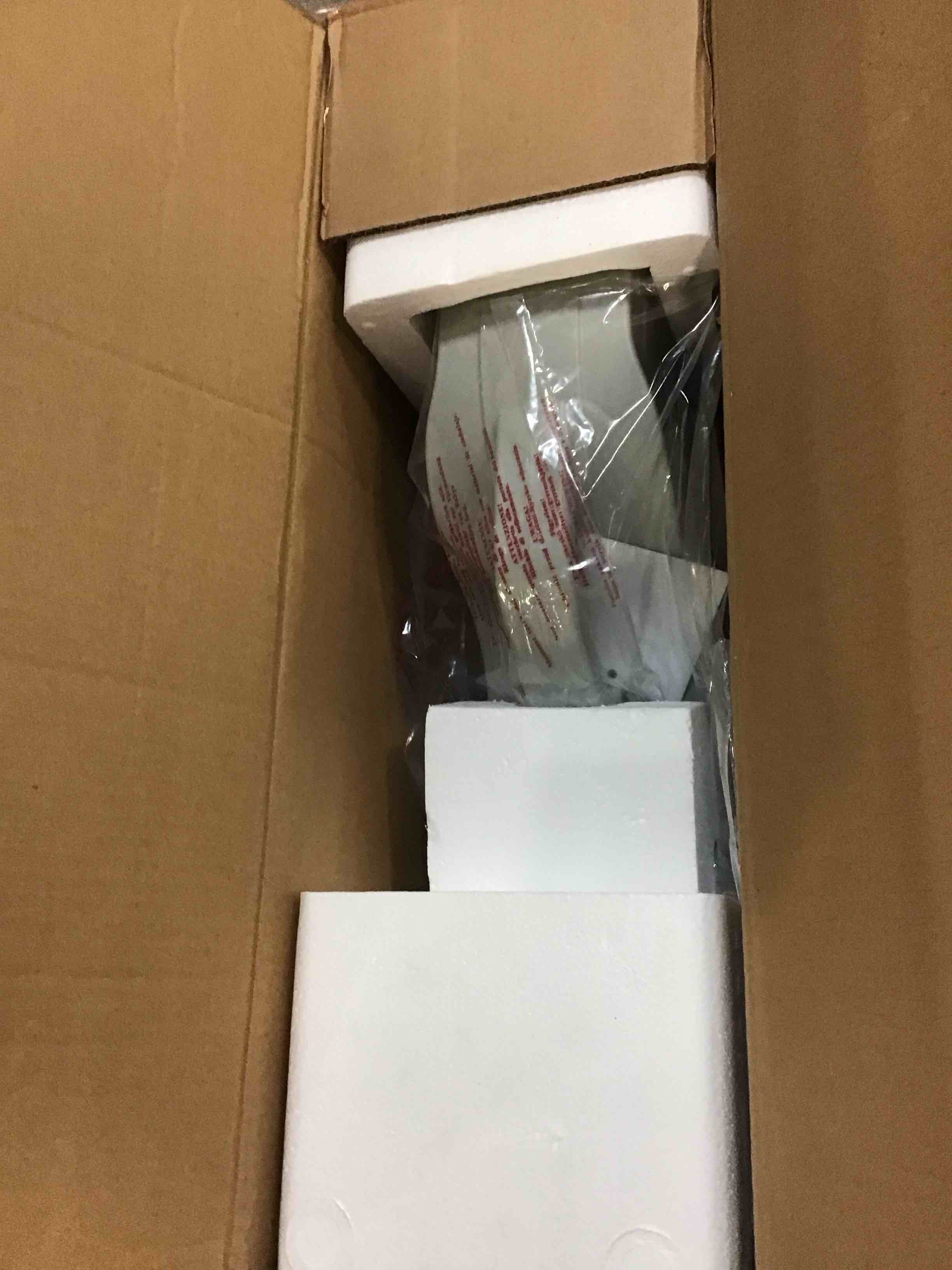https://s3.amazonaws.com/lotting-images-prod/bidfta/RED5800897_1704811791089.jpeg