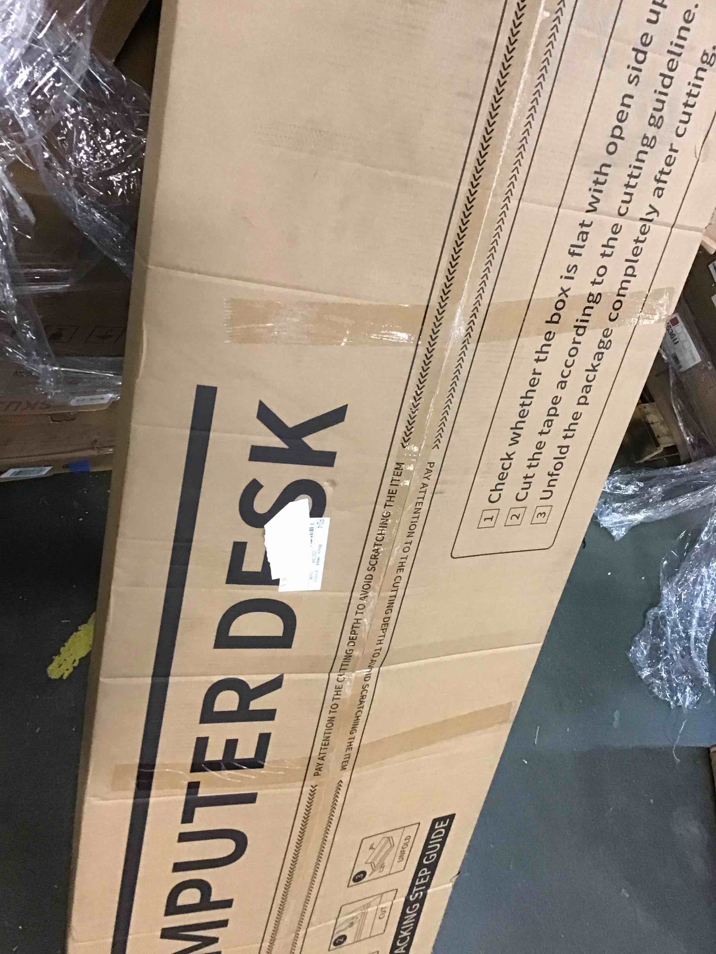 https://s3.amazonaws.com/lotting-images-prod/bidfta/RED5800902_1704814674355.jpeg