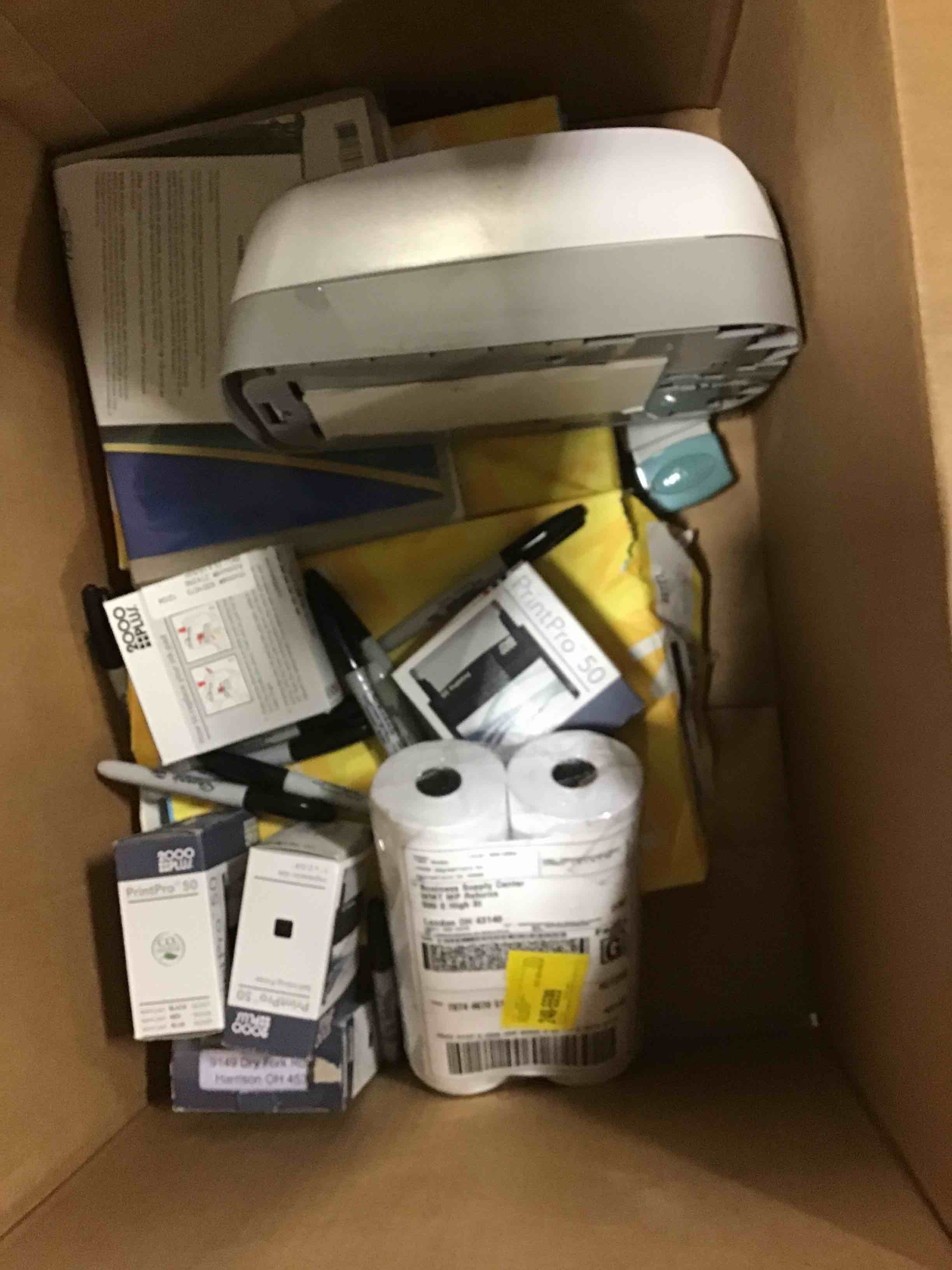 Assorted of variety of products for the maintenance and cleaning of office or home. (expiration date, brands and sizes may vary)