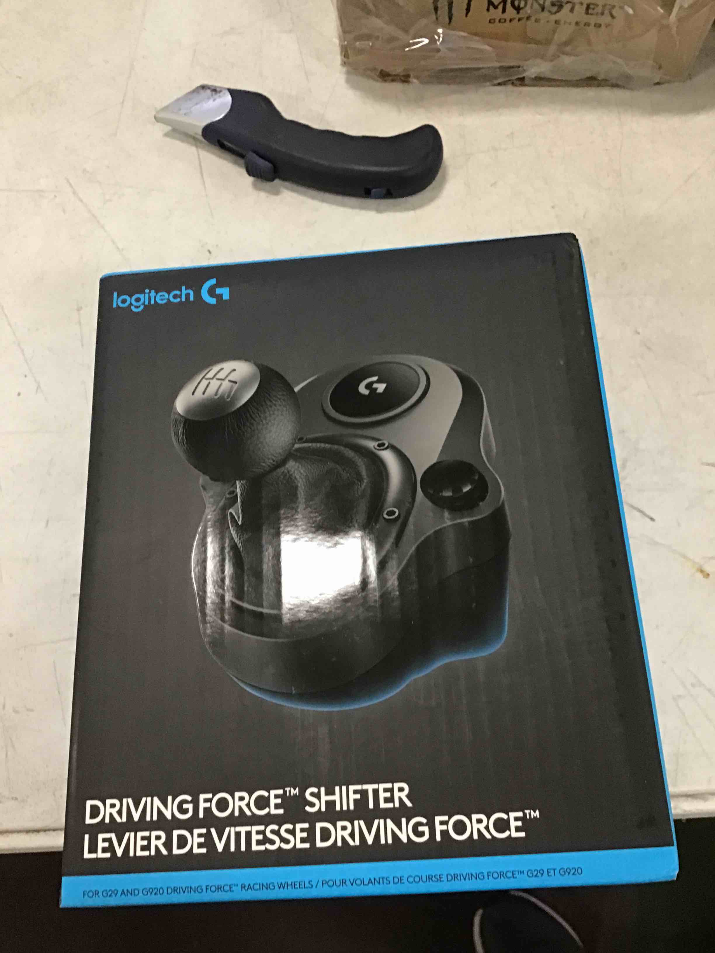https://s3.amazonaws.com/lotting-images-prod/bidfta/RED5802196_1703789659754.jpeg