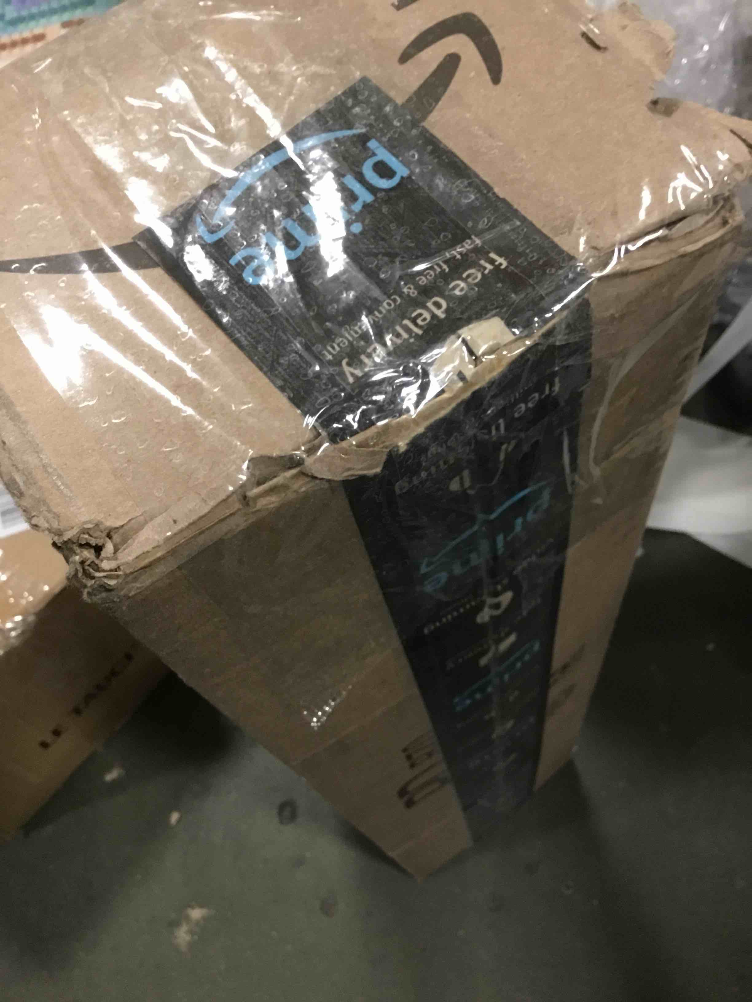 https://s3.amazonaws.com/lotting-images-prod/bidfta/RED5802718_1703777028892.jpeg