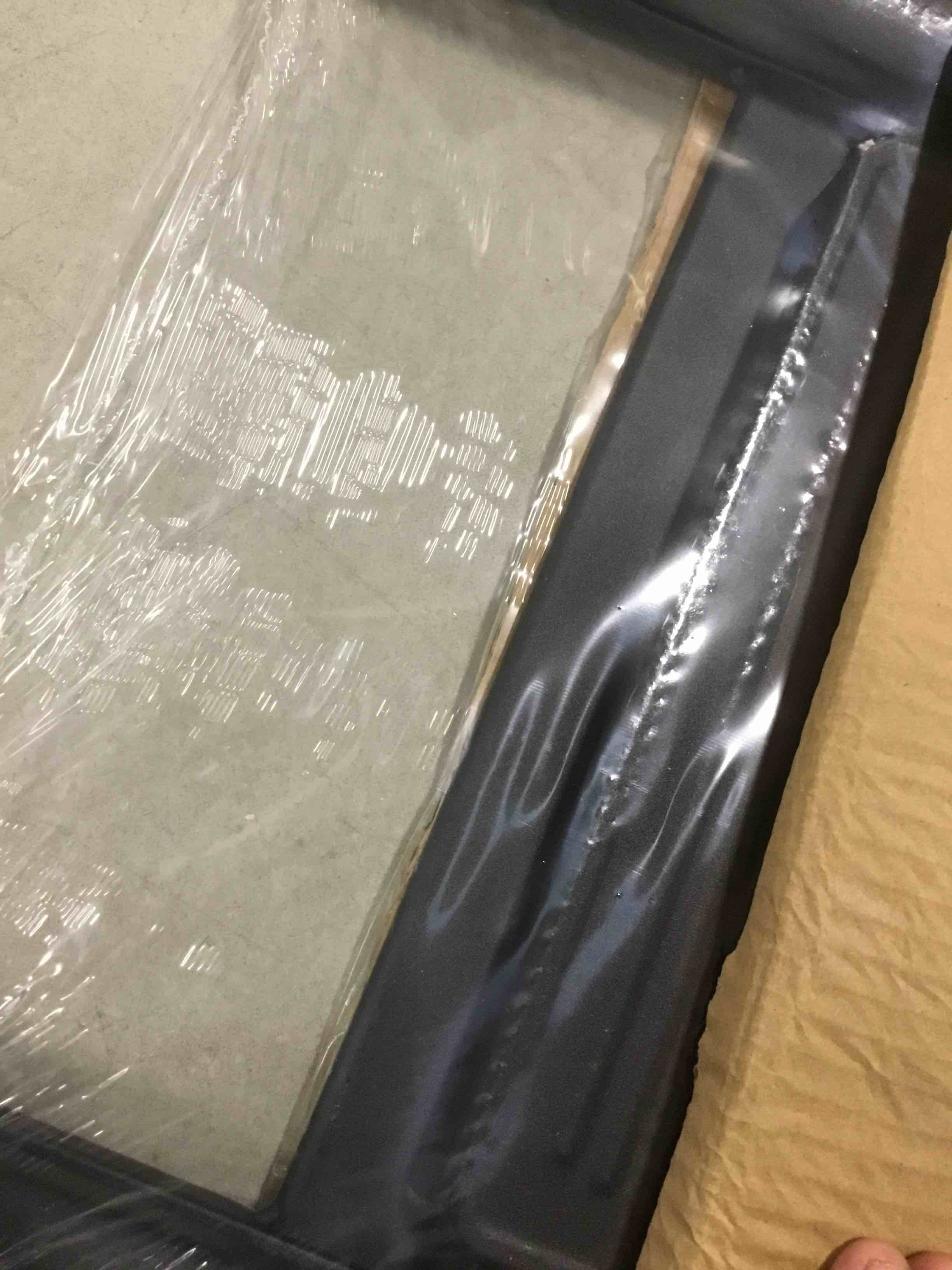 https://s3.amazonaws.com/lotting-images-prod/bidfta/RED5802730_1703778100887.jpeg