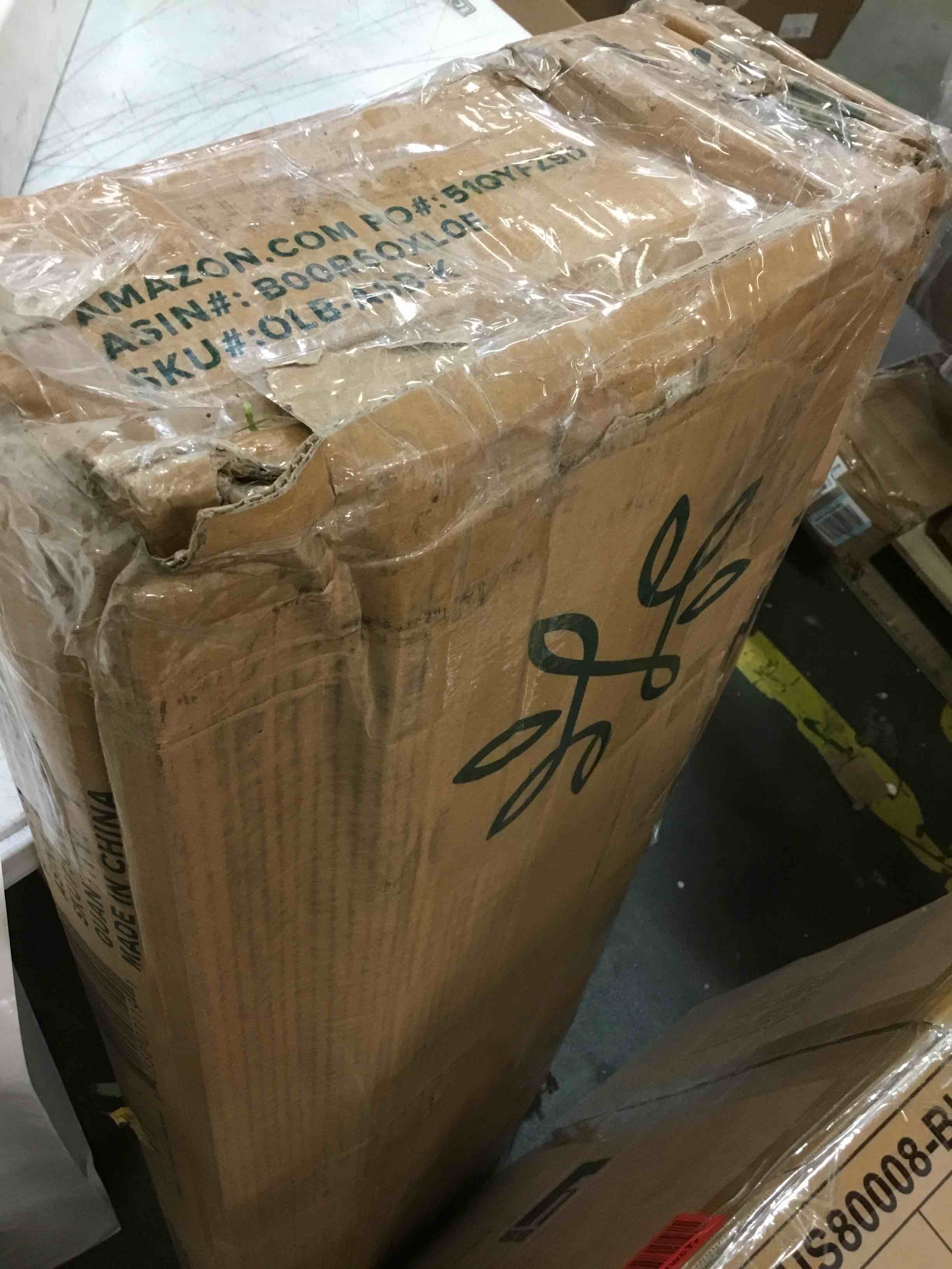 https://s3.amazonaws.com/lotting-images-prod/bidfta/RED5803202_1704208967828.jpeg
