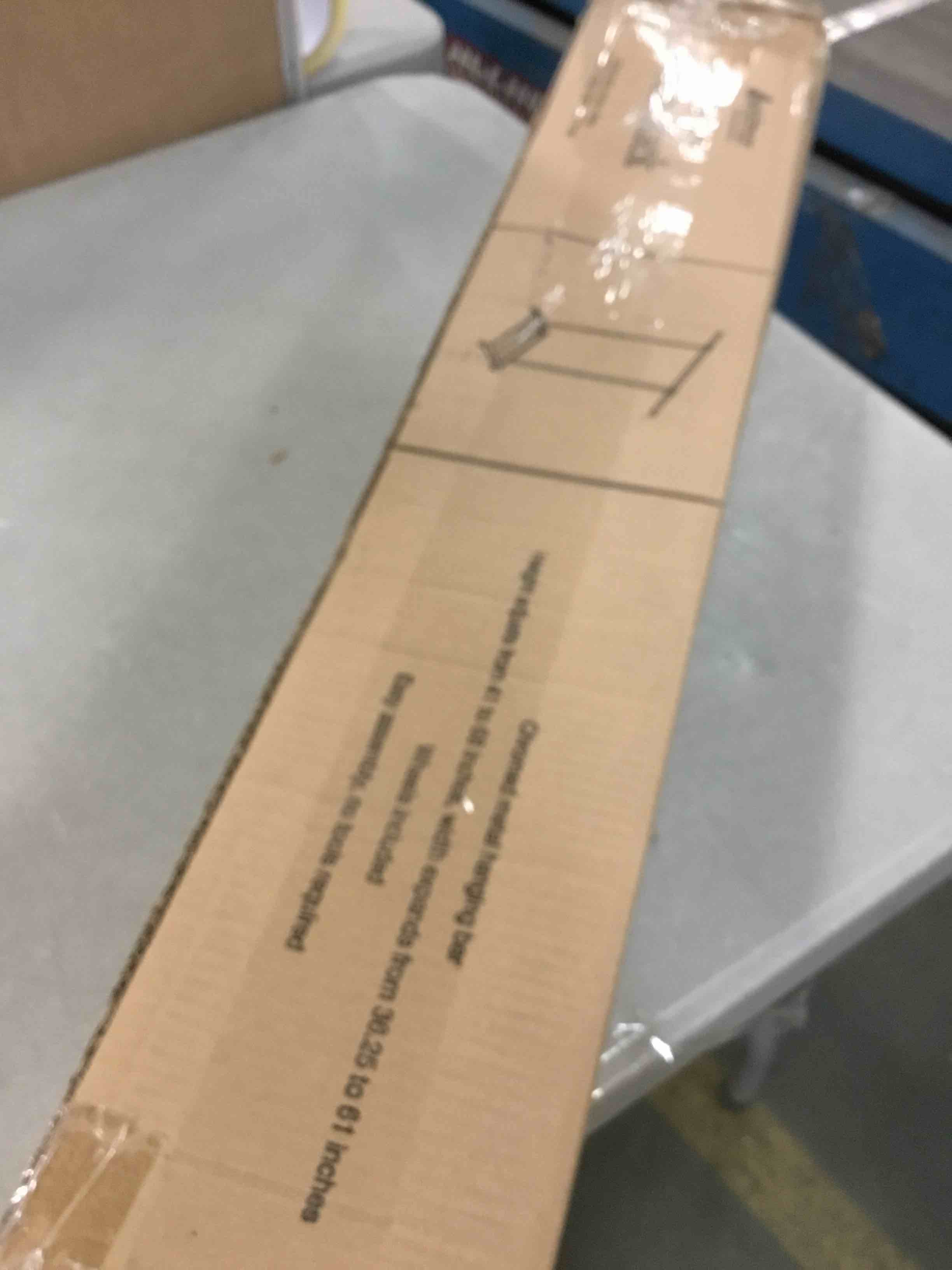 https://s3.amazonaws.com/lotting-images-prod/bidfta/RED5803366_1704287150403.jpeg