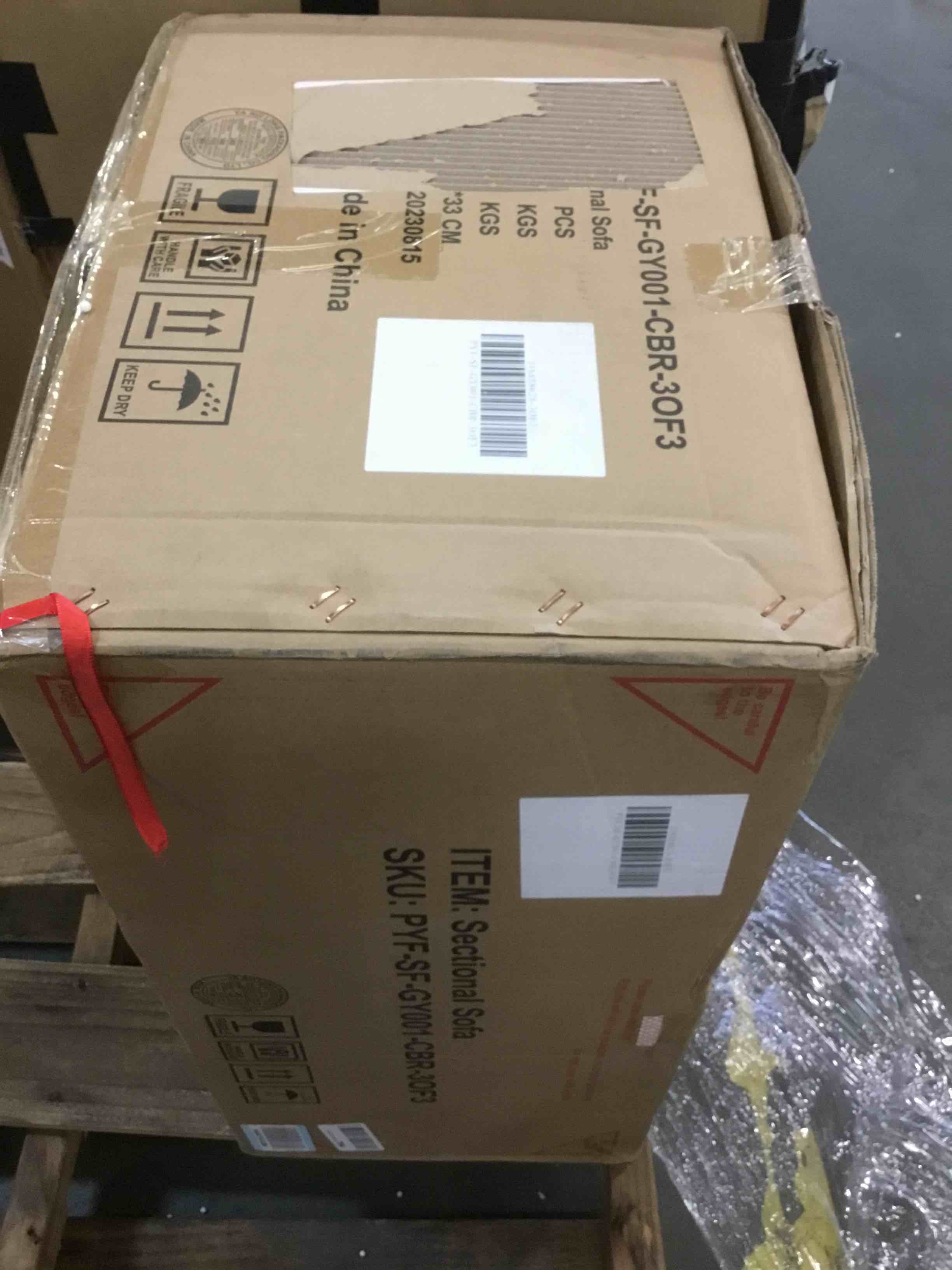https://s3.amazonaws.com/lotting-images-prod/bidfta/RED5803511_1704306342404.jpeg