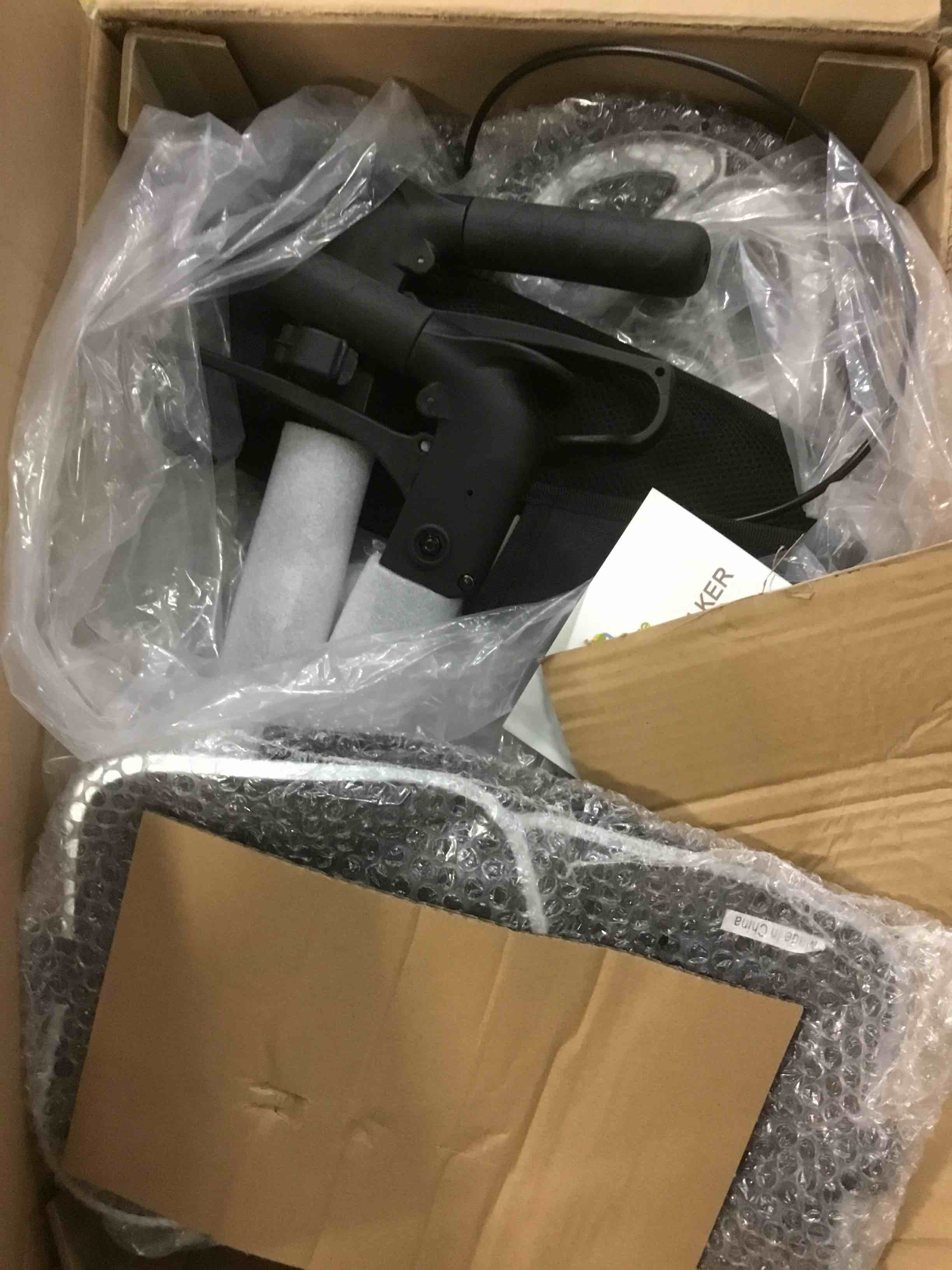https://s3.amazonaws.com/lotting-images-prod/bidfta/RED5803726_1704385742306.jpeg