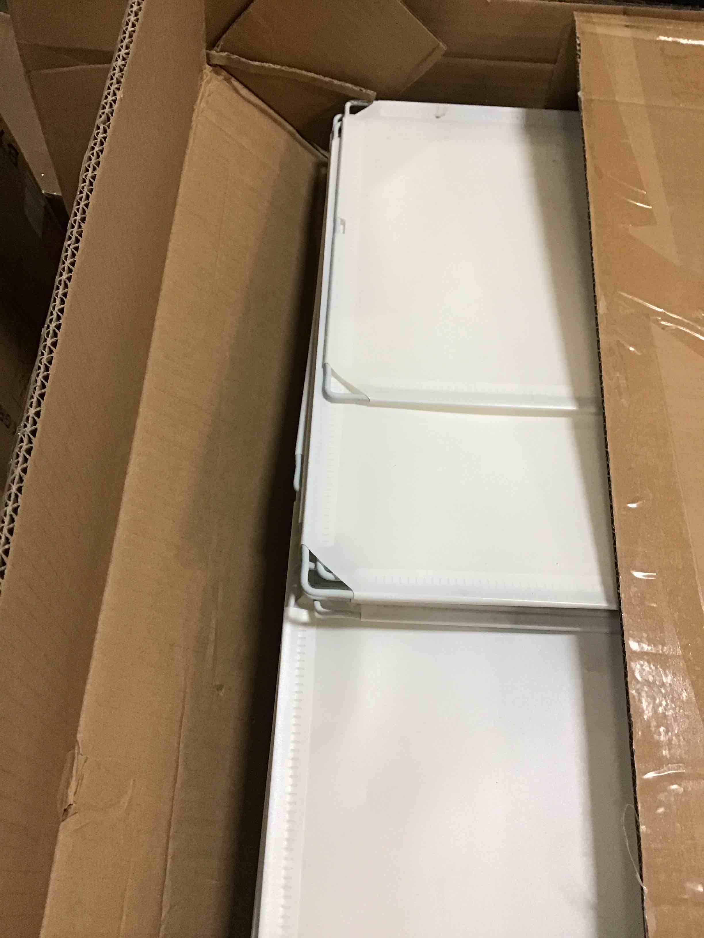 https://s3.amazonaws.com/lotting-images-prod/bidfta/RED5805450_1703247796901.jpeg