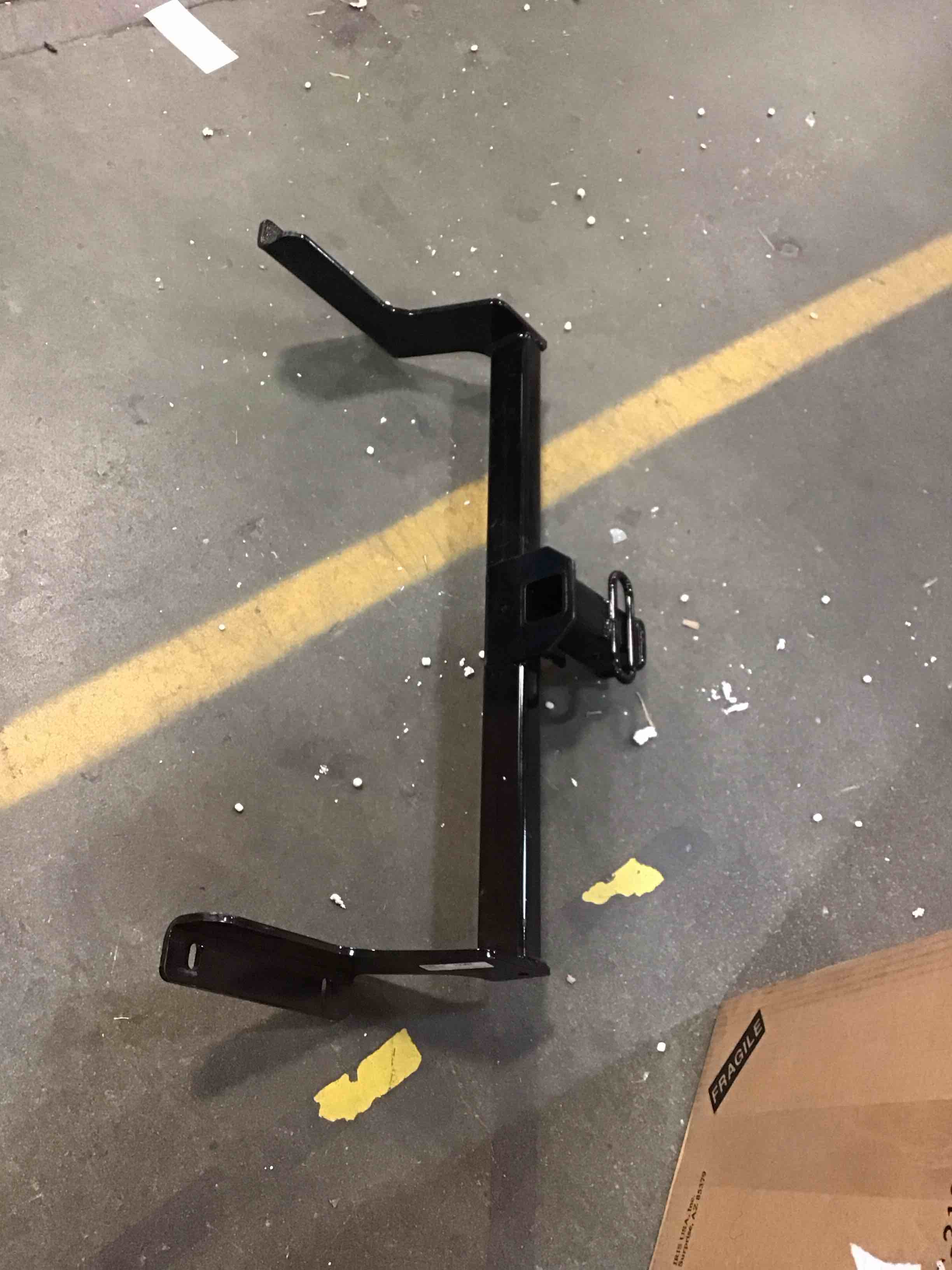 https://s3.amazonaws.com/lotting-images-prod/bidfta/RED5805643_1704209386697.jpeg