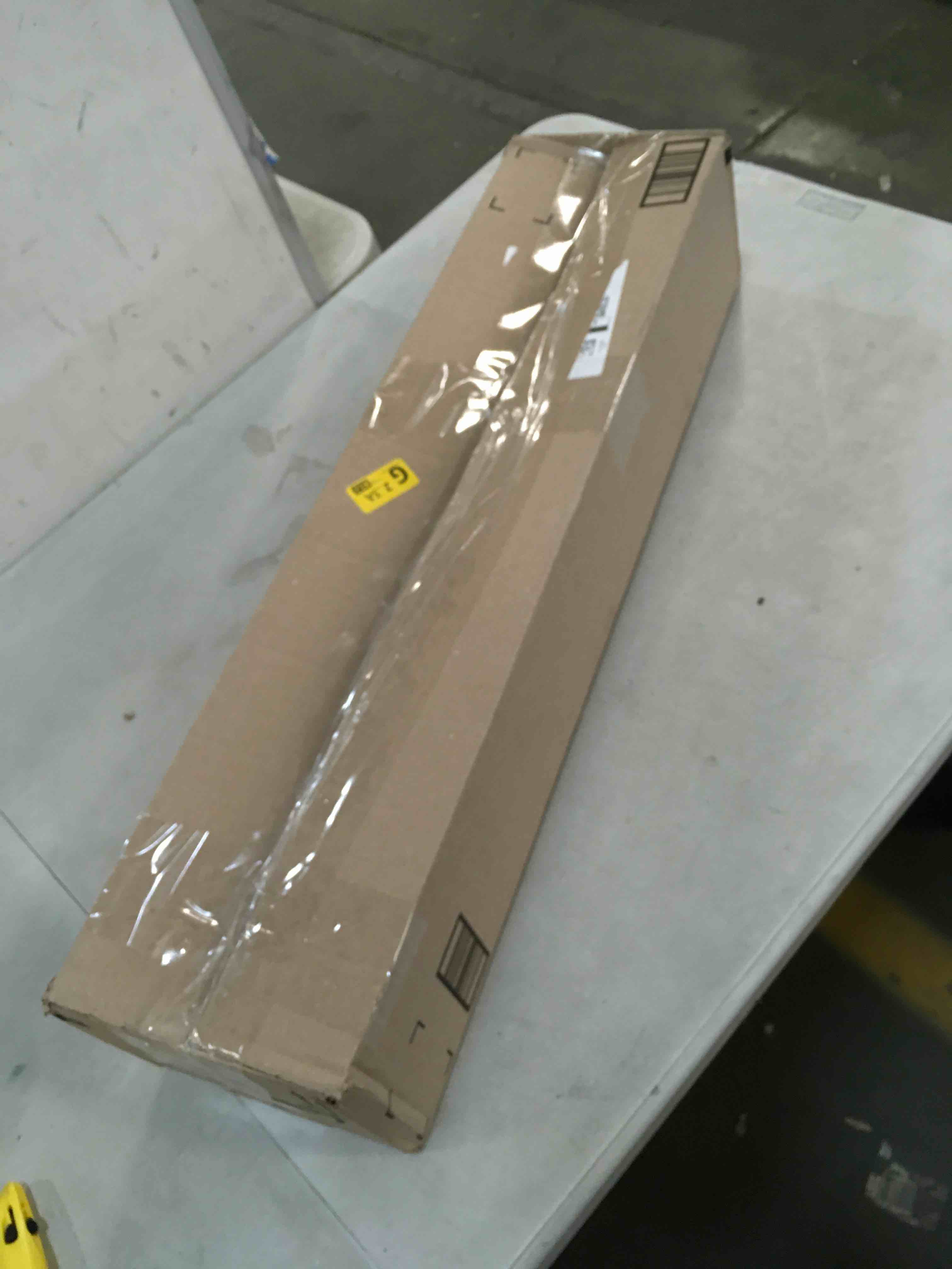 https://s3.amazonaws.com/lotting-images-prod/bidfta/RED5805827_1705334134613.jpeg
