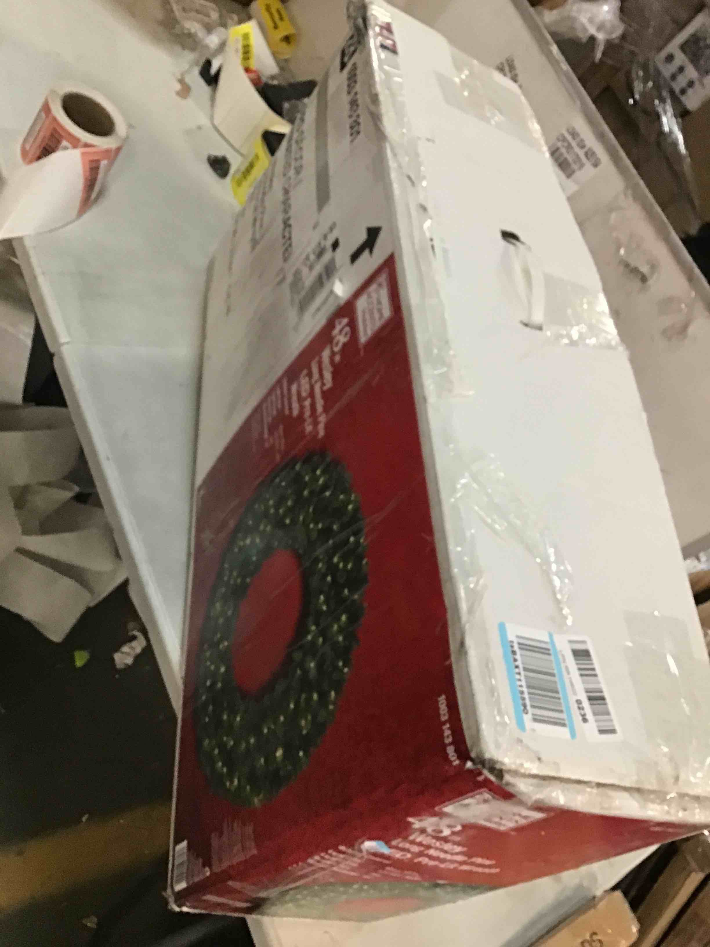 https://s3.amazonaws.com/lotting-images-prod/bidfta/RED5806247_1705432067069.jpeg