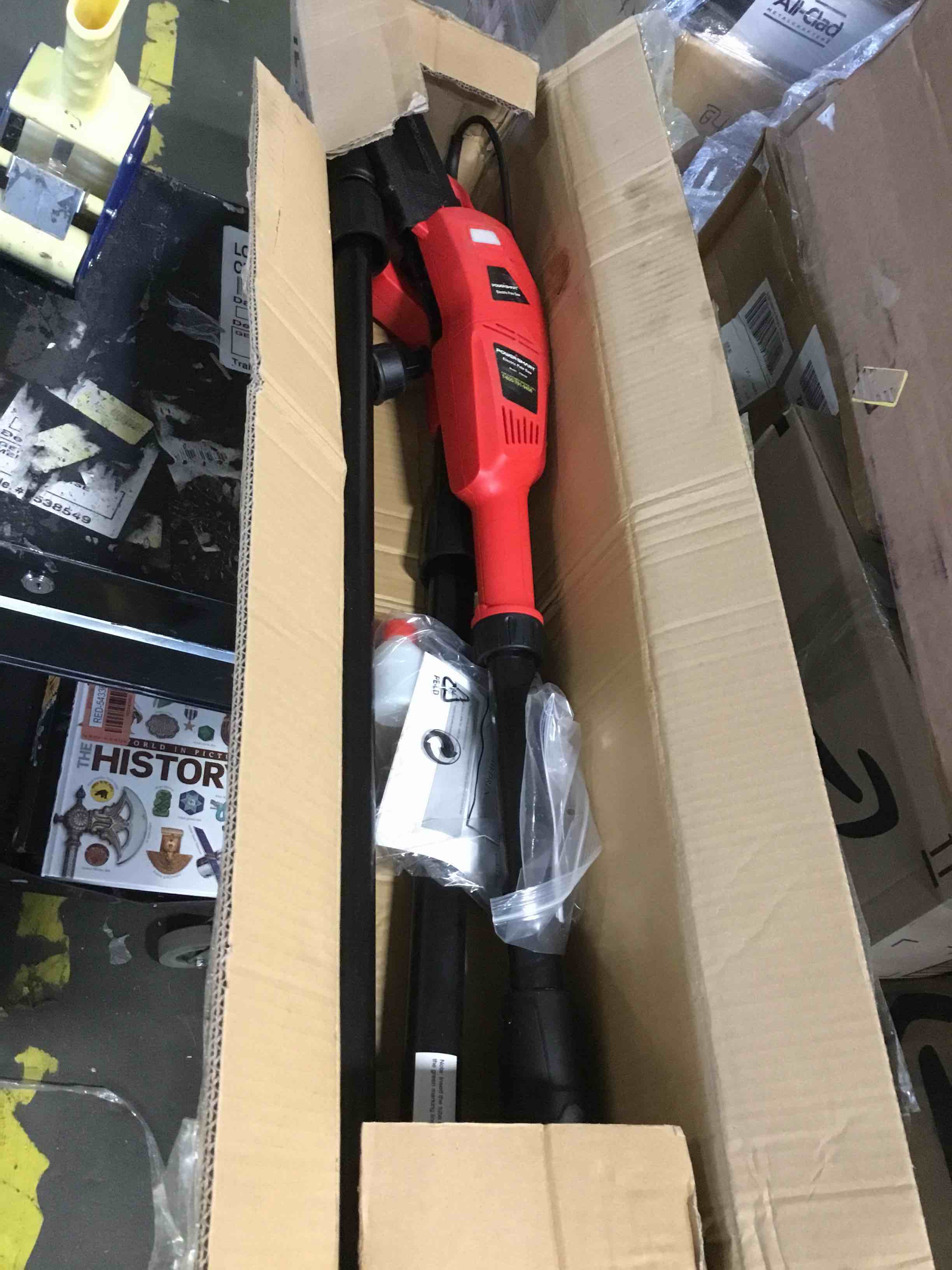 https://s3.amazonaws.com/lotting-images-prod/bidfta/RED5806988_1703086369725.jpeg