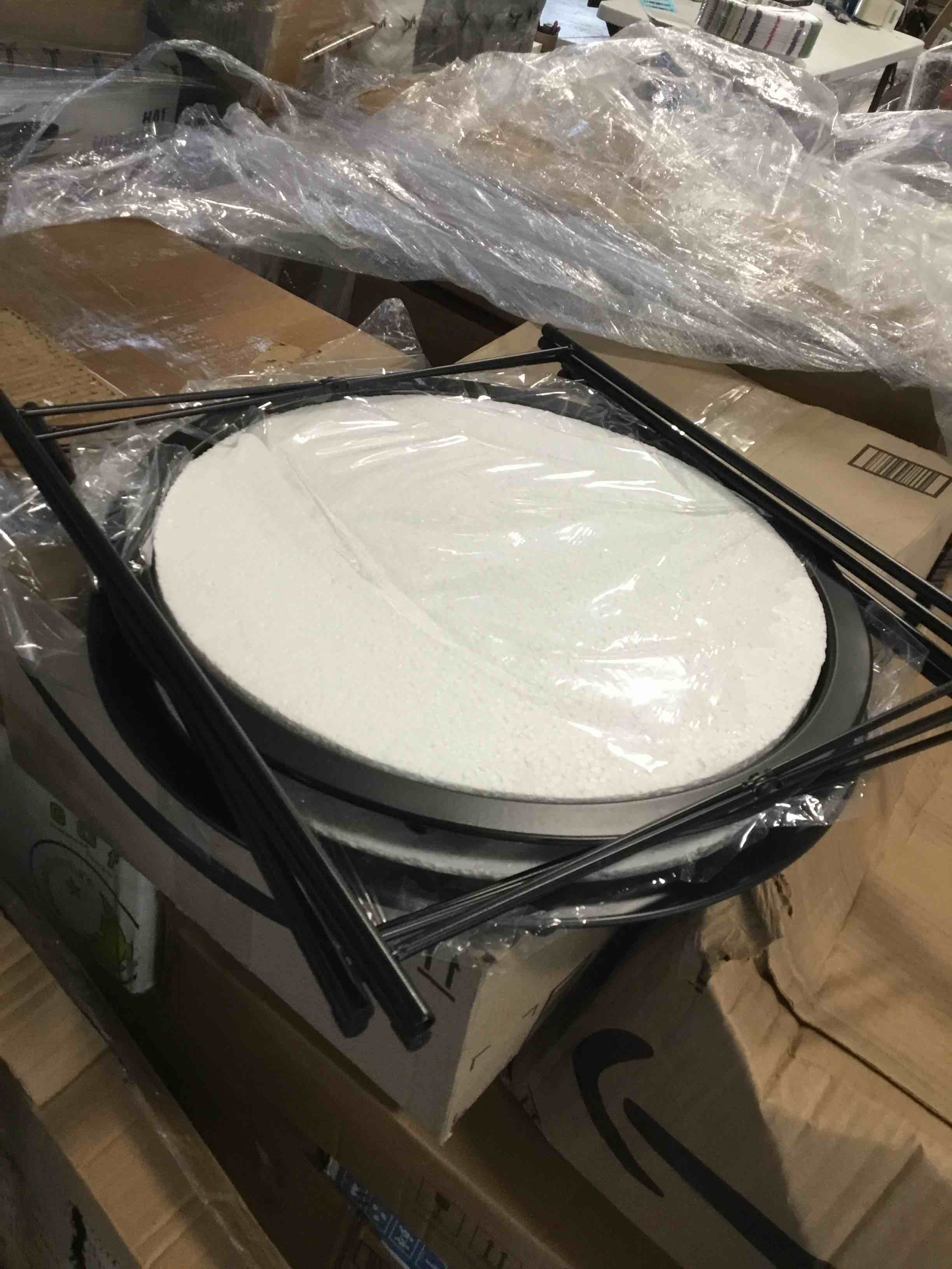 https://s3.amazonaws.com/lotting-images-prod/bidfta/RED5806997_1703089056852.jpeg