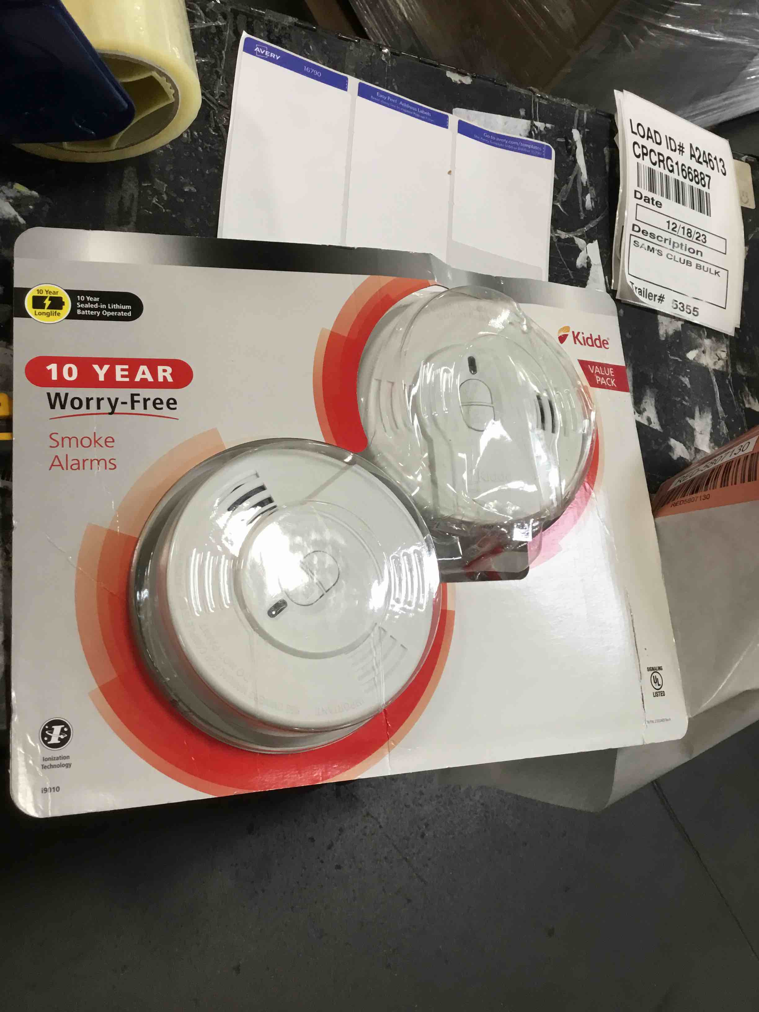 https://s3.amazonaws.com/lotting-images-prod/bidfta/RED5807129_1703174985803.jpeg