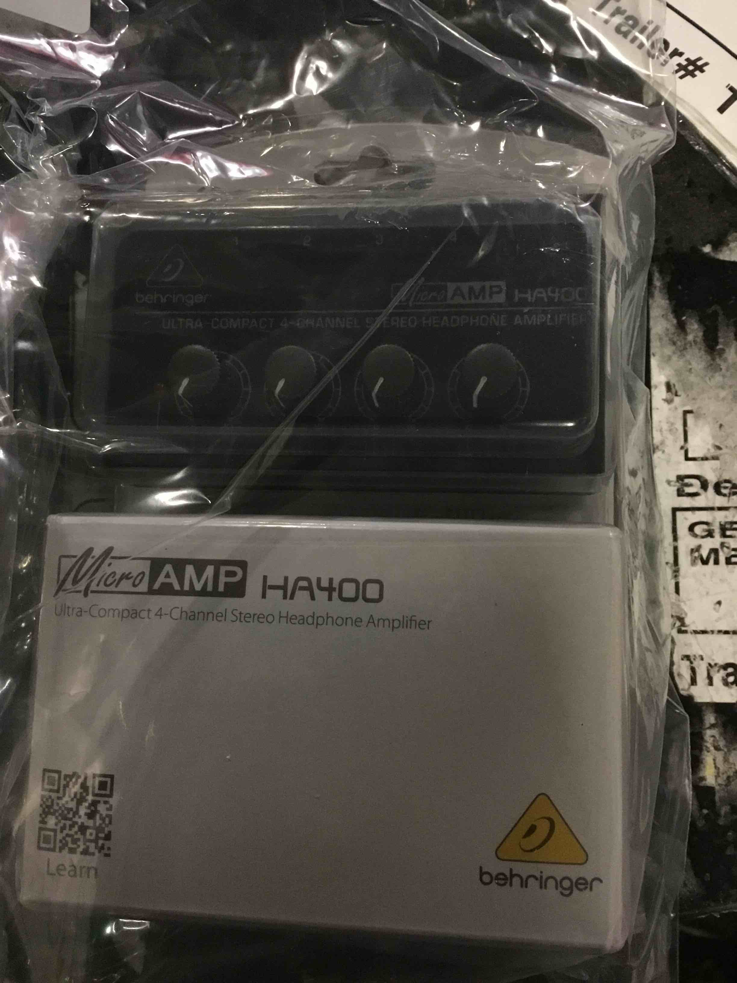 https://s3.amazonaws.com/lotting-images-prod/bidfta/RED5807428_1703596172844.jpeg