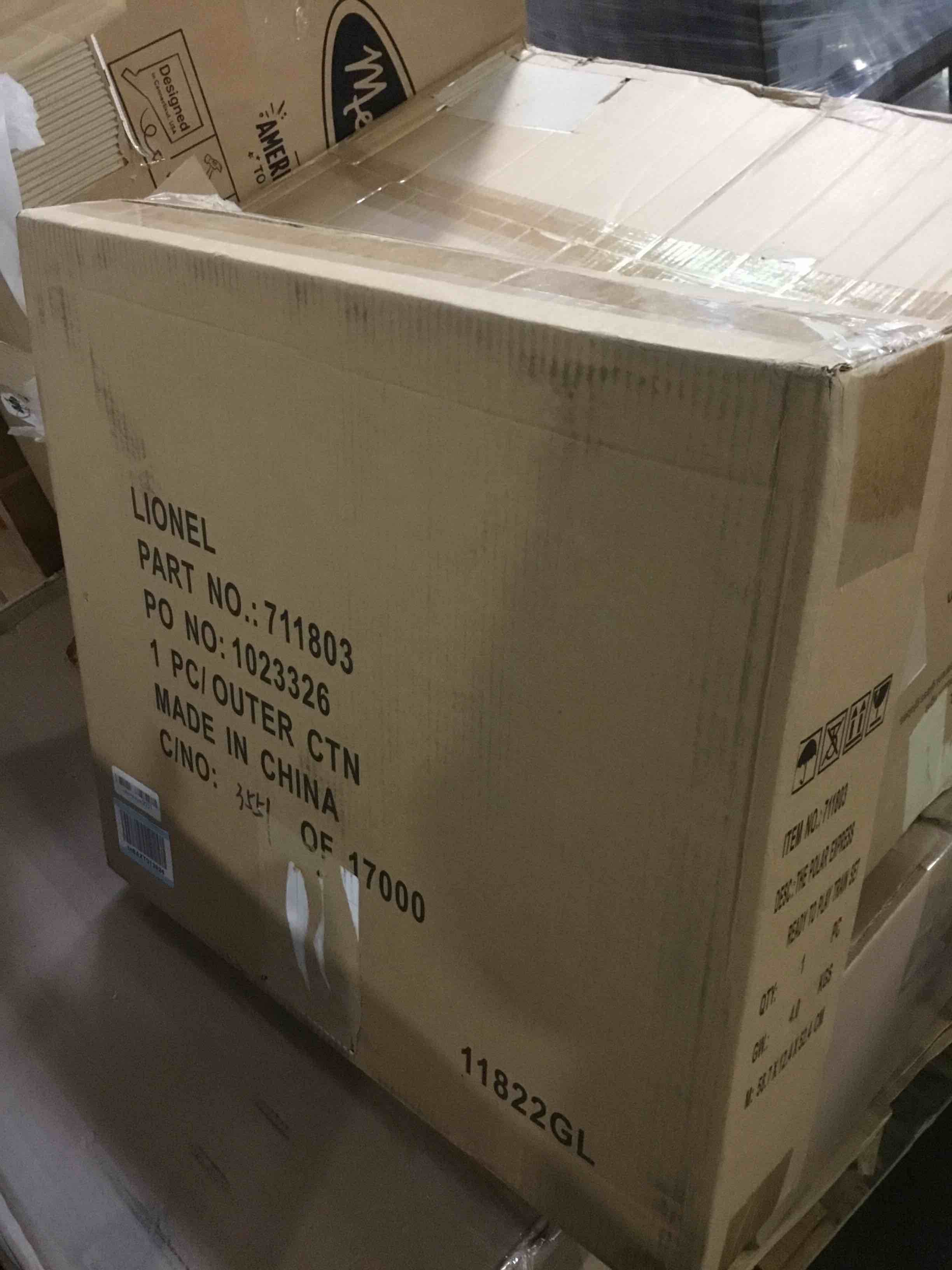 https://s3.amazonaws.com/lotting-images-prod/bidfta/RED5807487_1703609055954.jpeg