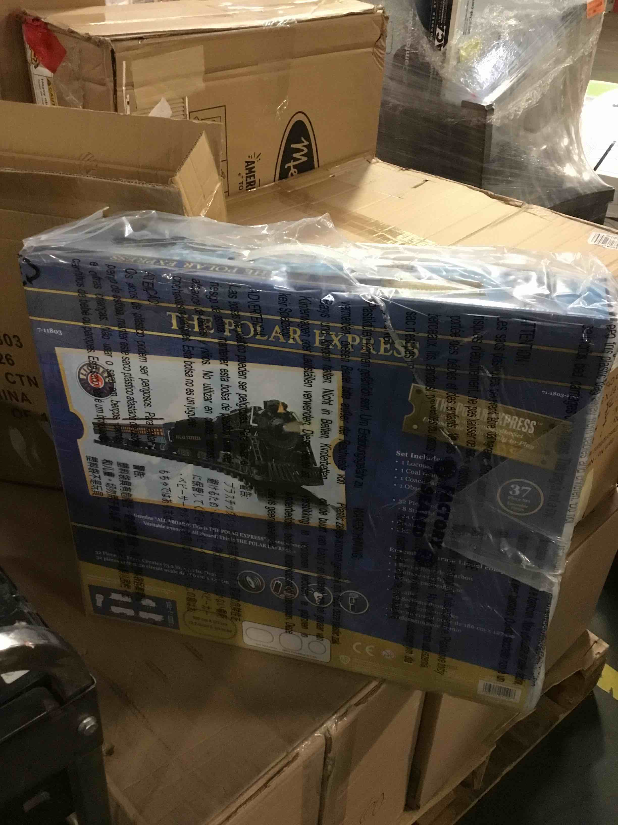 https://s3.amazonaws.com/lotting-images-prod/bidfta/RED5807487_1703609099732.jpeg