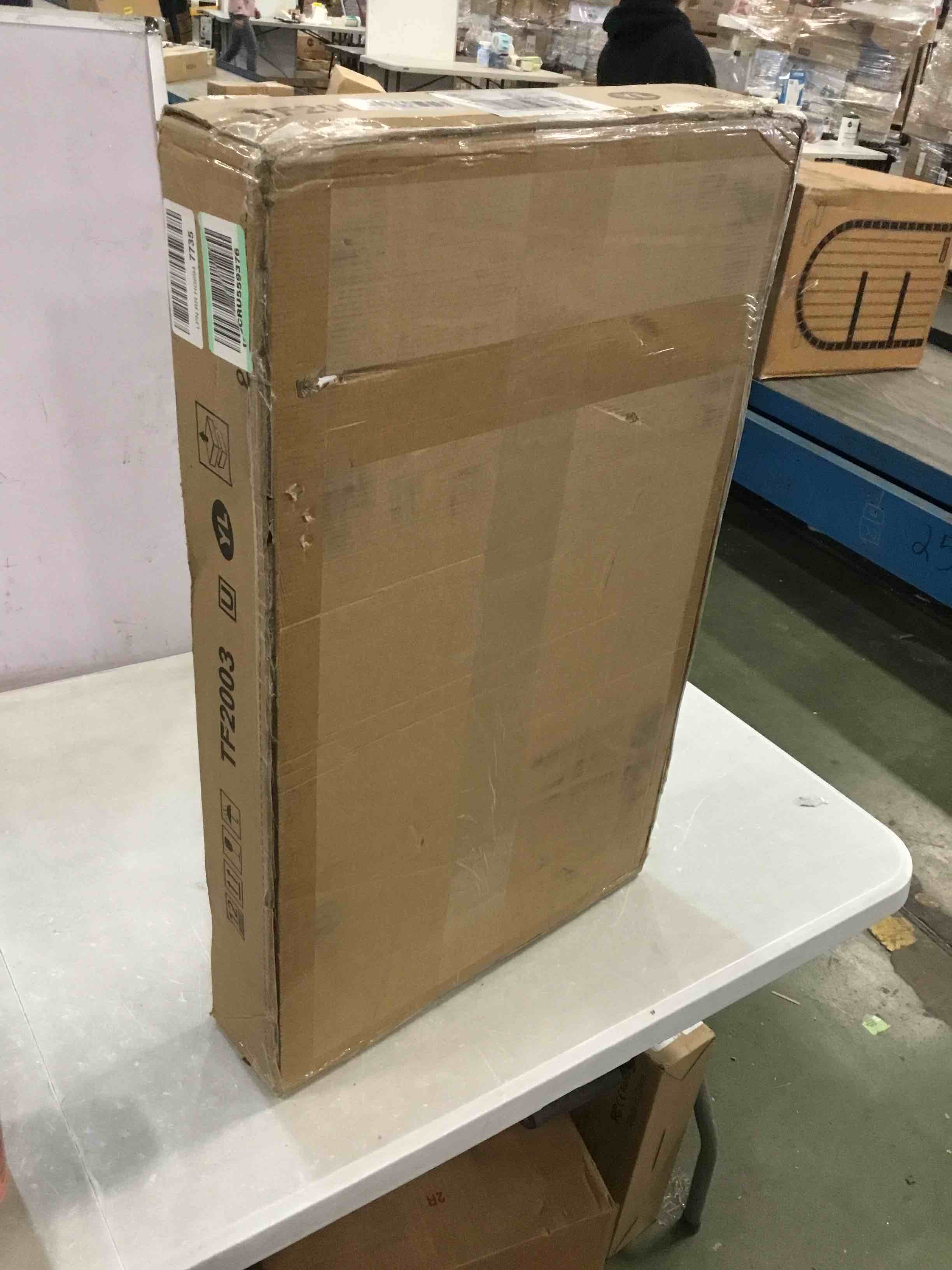 https://s3.amazonaws.com/lotting-images-prod/bidfta/RED5808415_1704558878077.jpeg