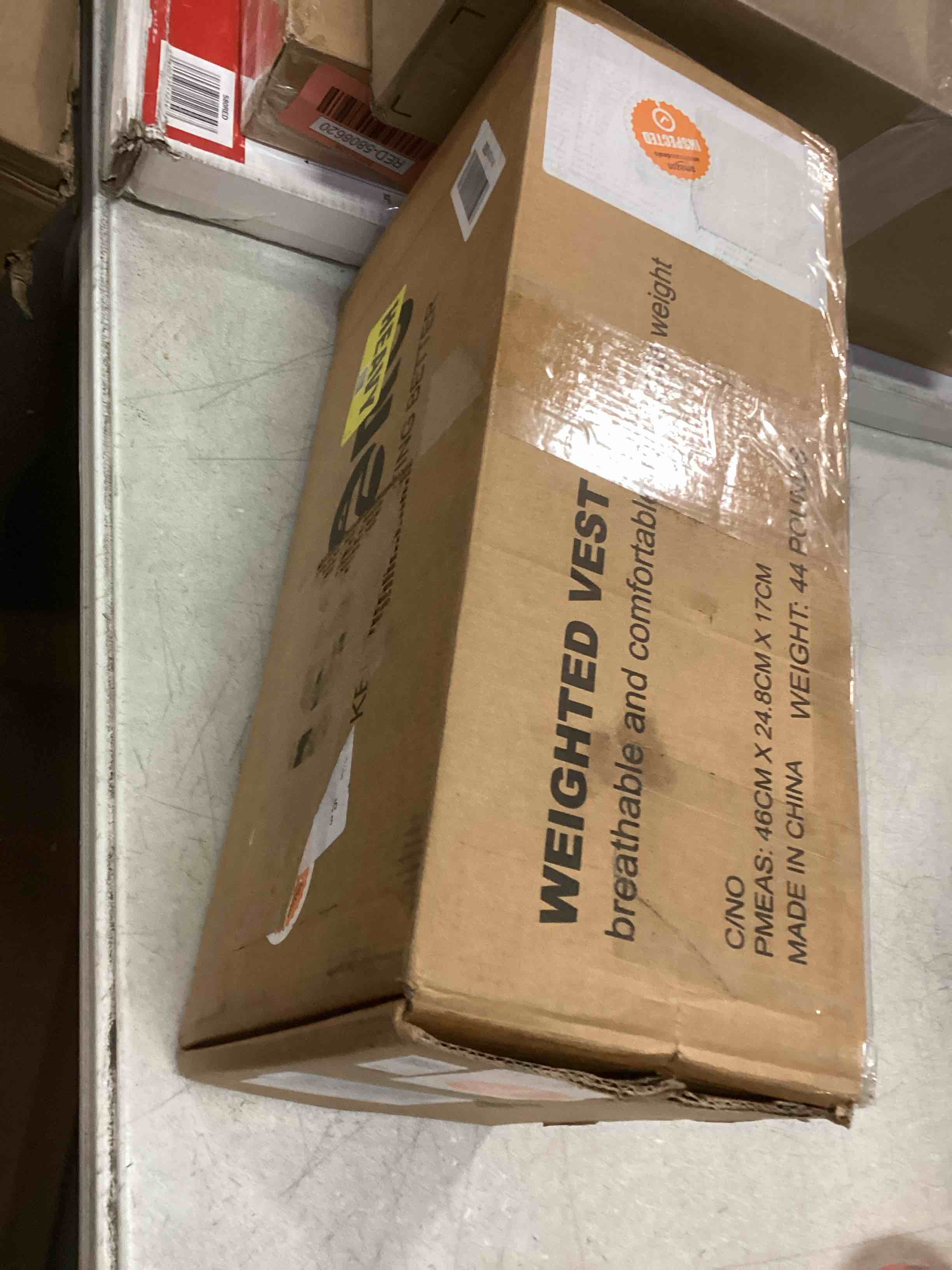 https://s3.amazonaws.com/lotting-images-prod/bidfta/RED5808631_1703343311393.jpeg
