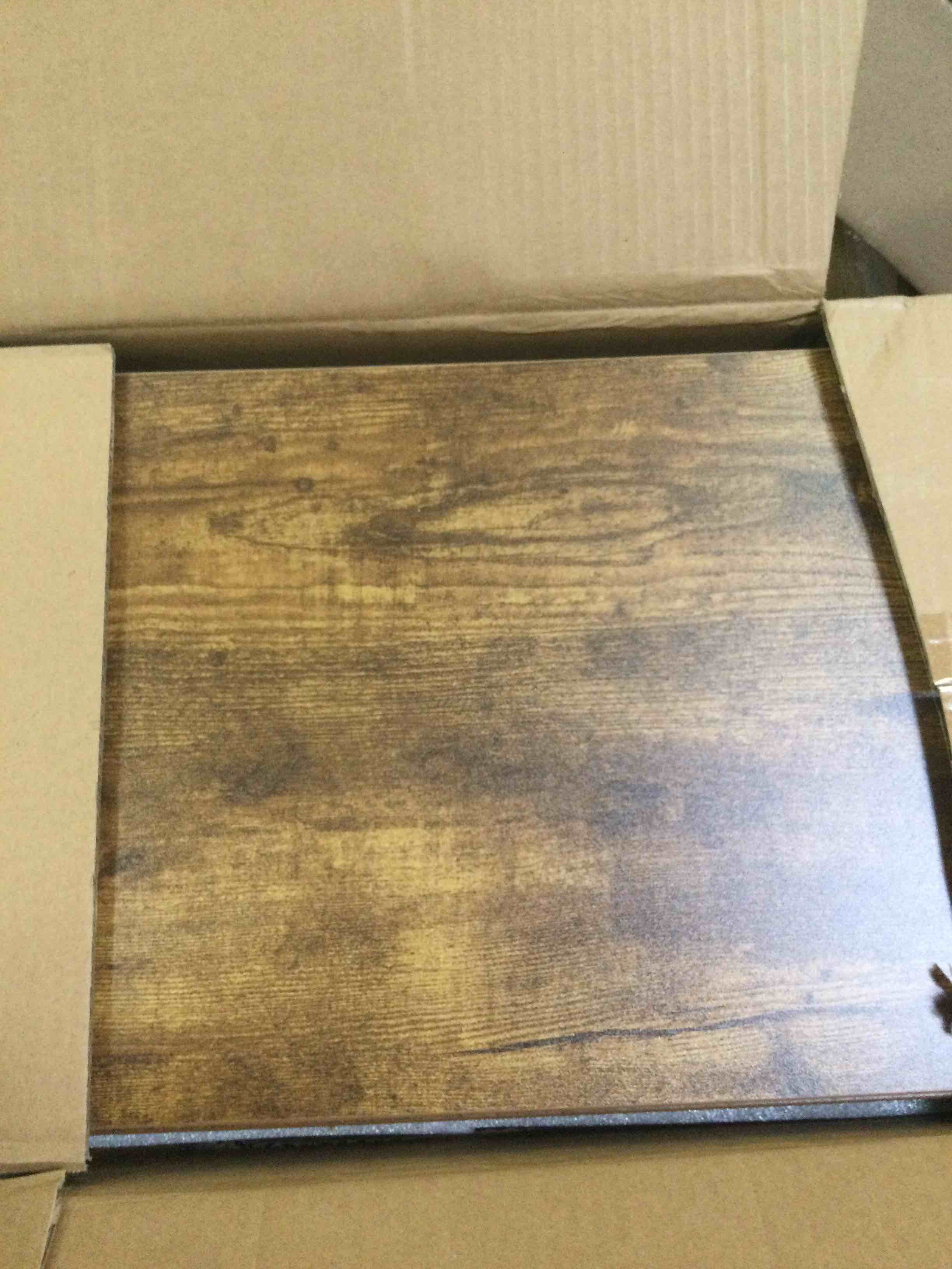 https://s3.amazonaws.com/lotting-images-prod/bidfta/RED5810573_1703695052398.jpeg