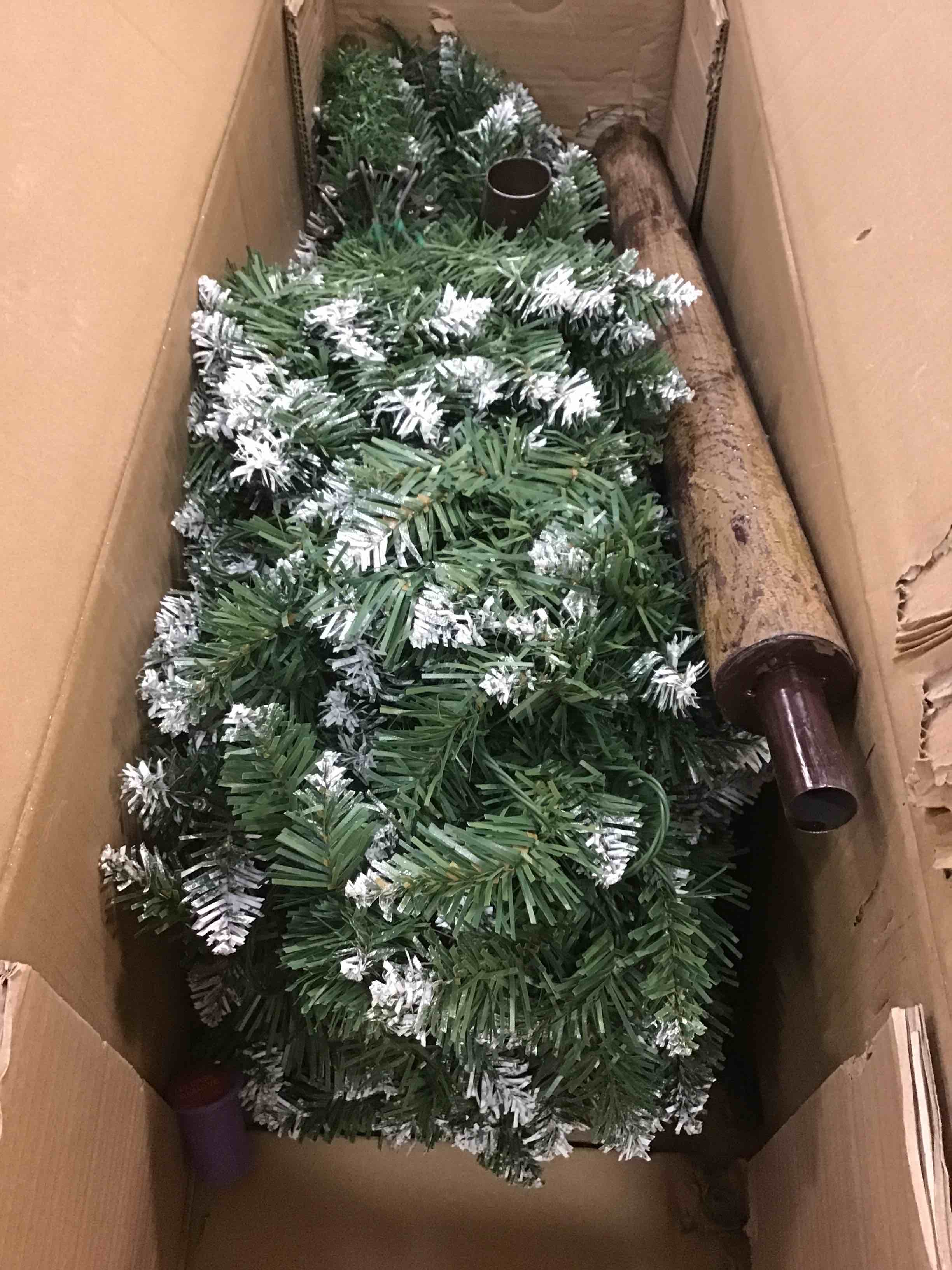https://s3.amazonaws.com/lotting-images-prod/bidfta/RED5810732_1704383562327.jpeg