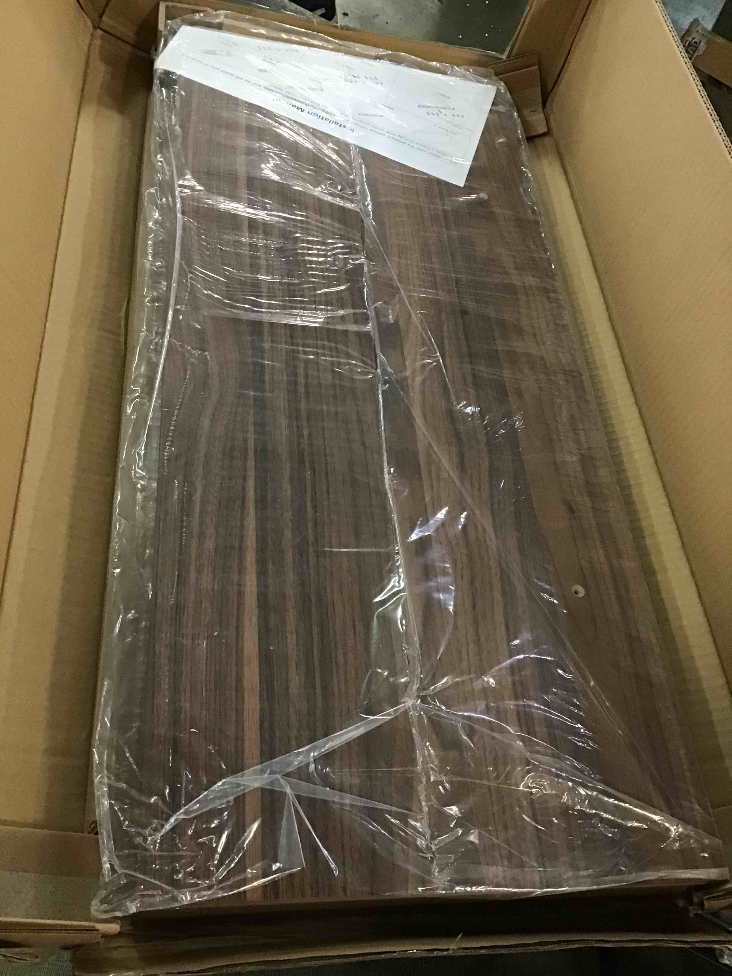 https://s3.amazonaws.com/lotting-images-prod/bidfta/RED5811077_1704558571644.jpeg