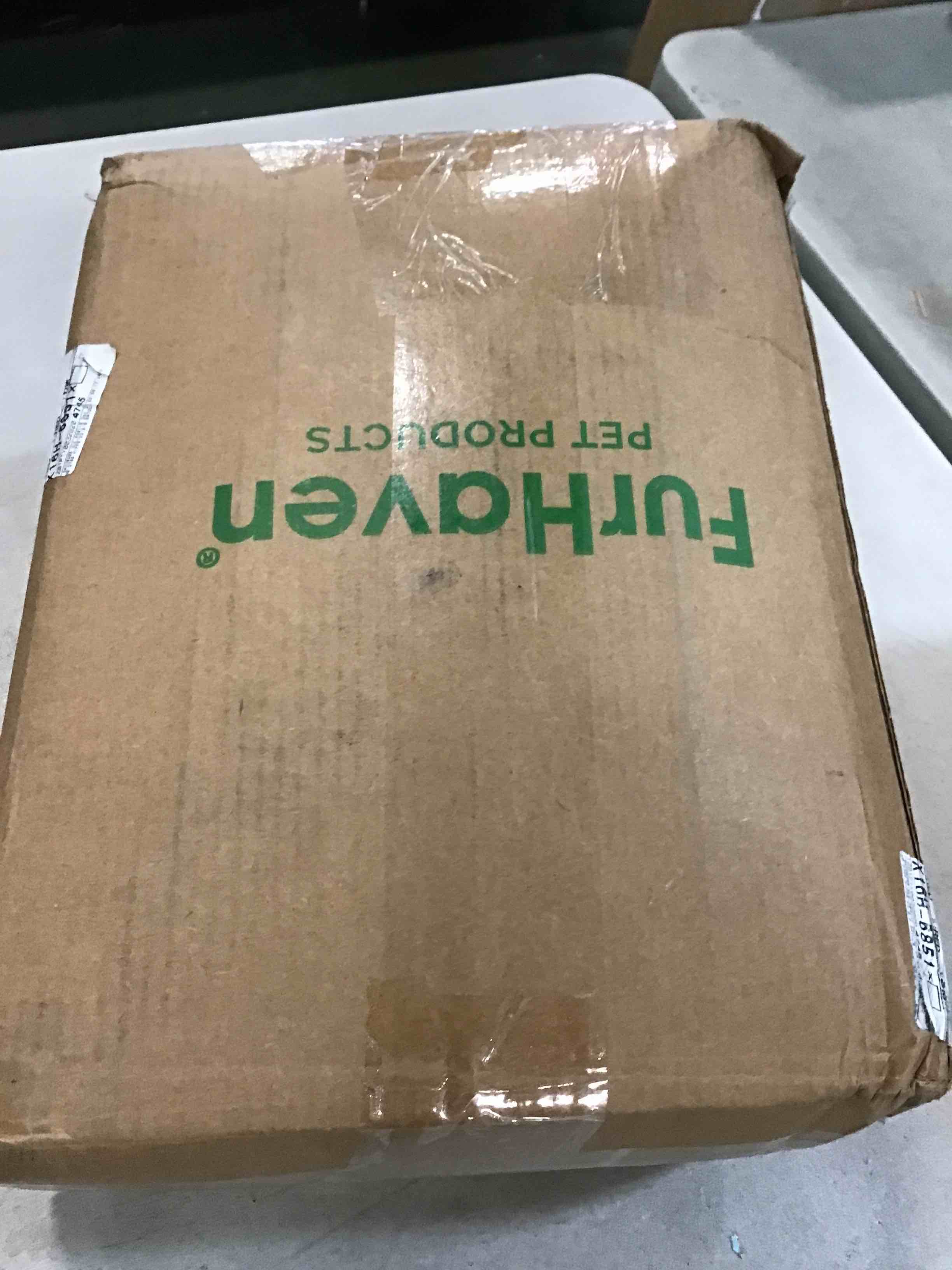 https://s3.amazonaws.com/lotting-images-prod/bidfta/RED5811340_1705348387906.jpeg