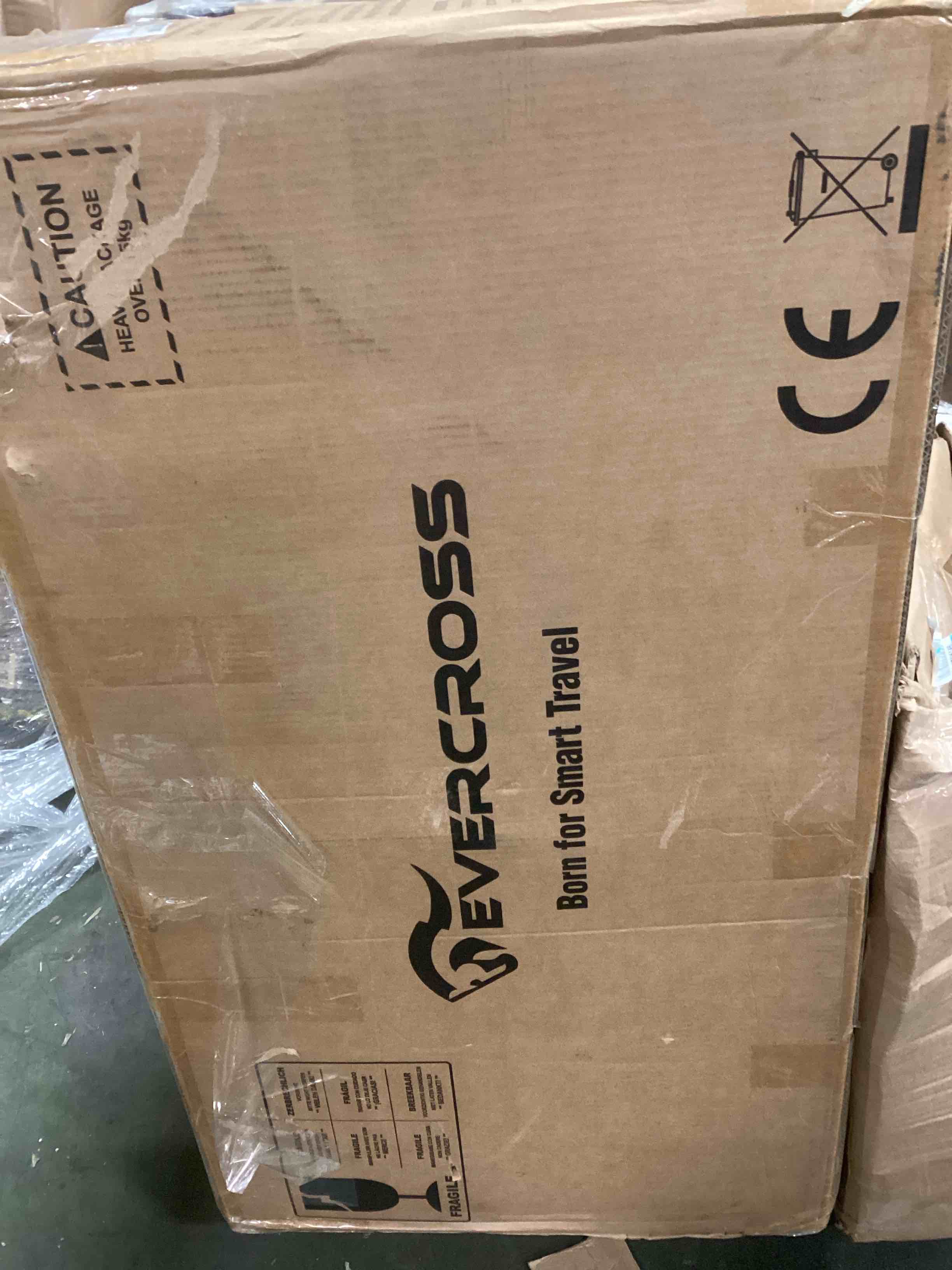https://s3.amazonaws.com/lotting-images-prod/bidfta/RED5811367_1705408785882.jpeg