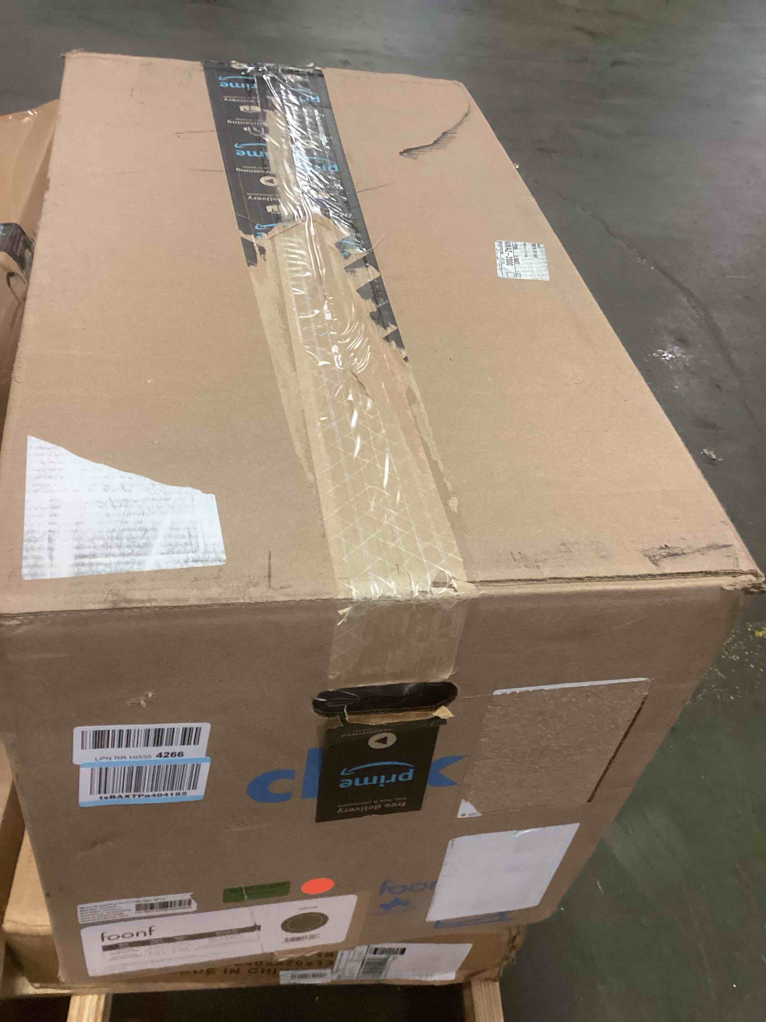 https://s3.amazonaws.com/lotting-images-prod/bidfta/RED5811378_1705410809425.jpeg